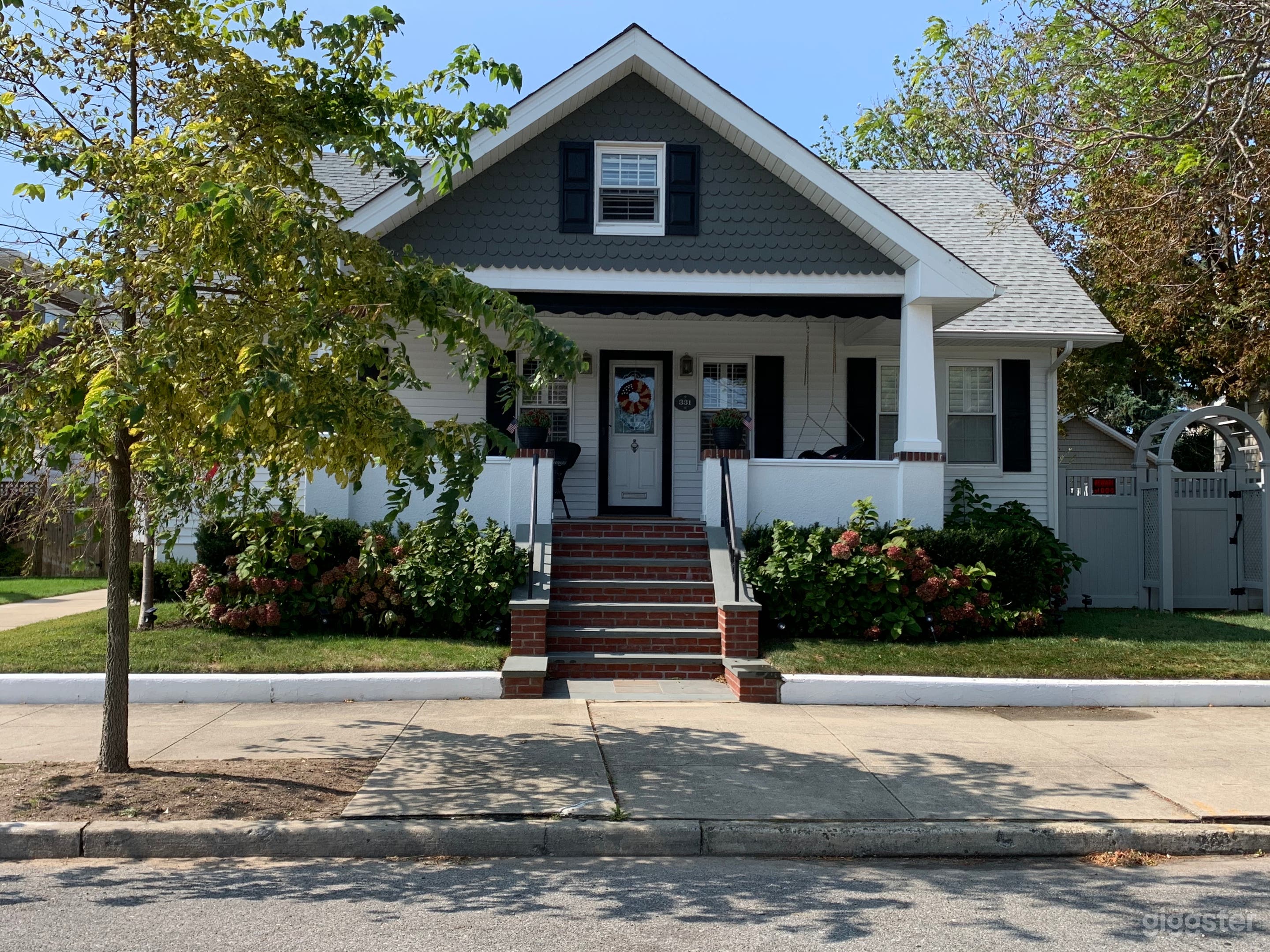 Traditional House Photo 1