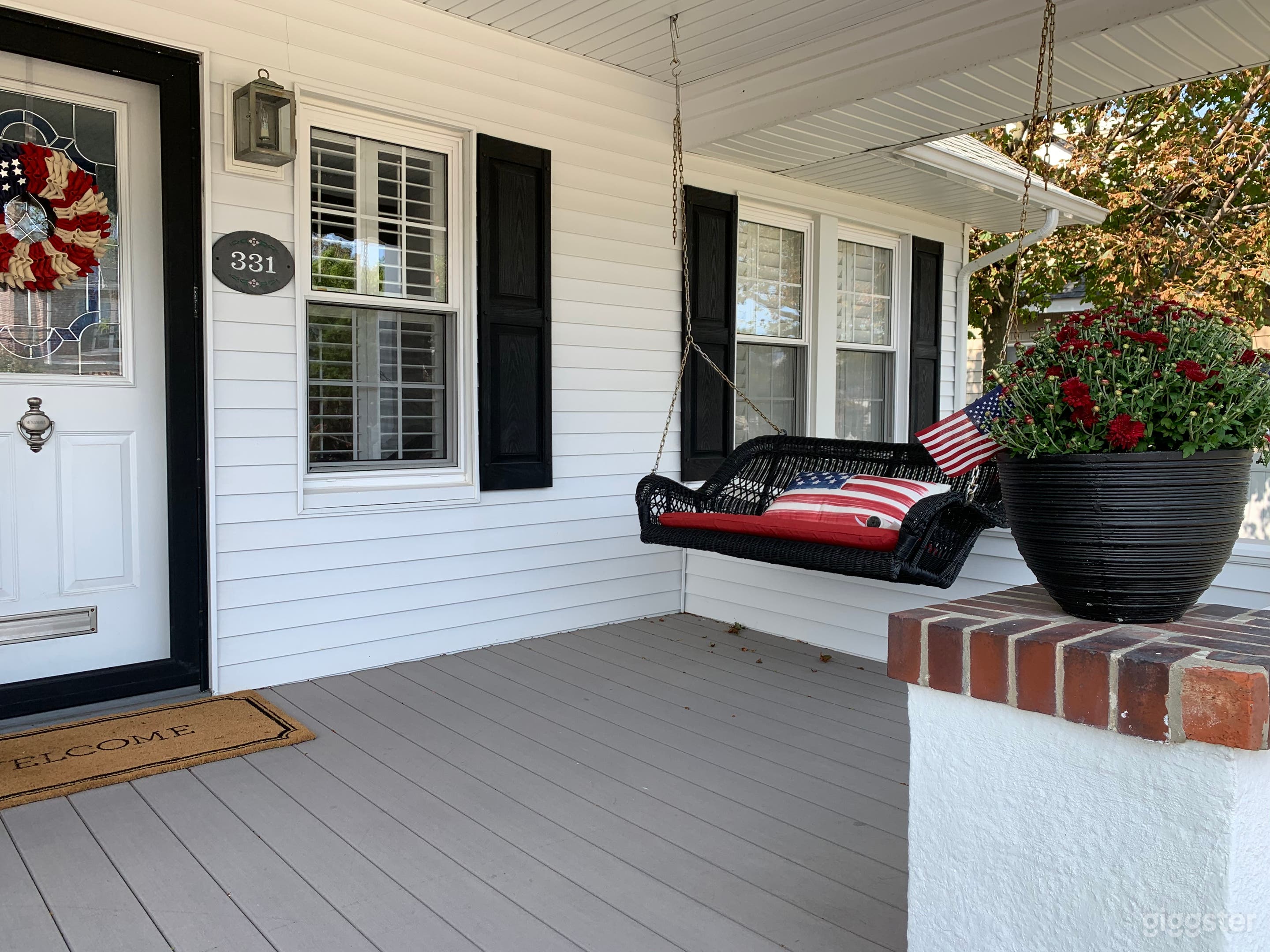 Traditional House Photo 4