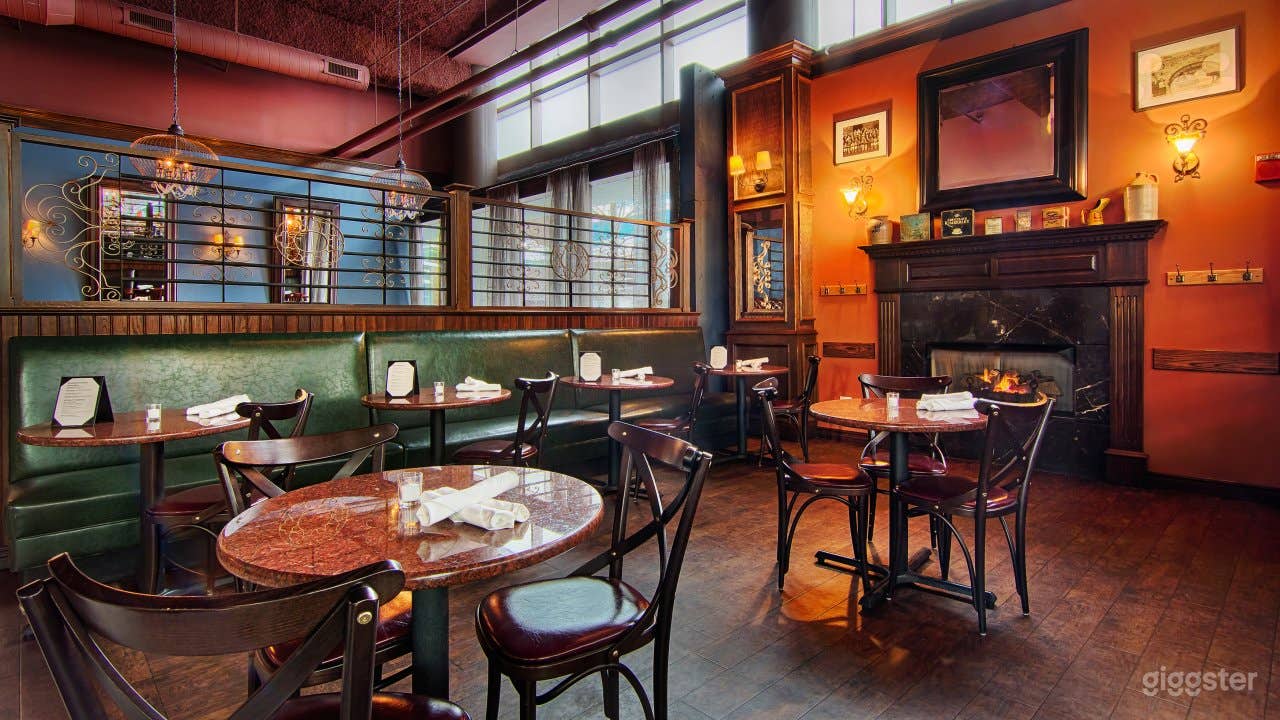 Cozy Irish Pub Inspired by Historic Dublin Townhome Photo 4