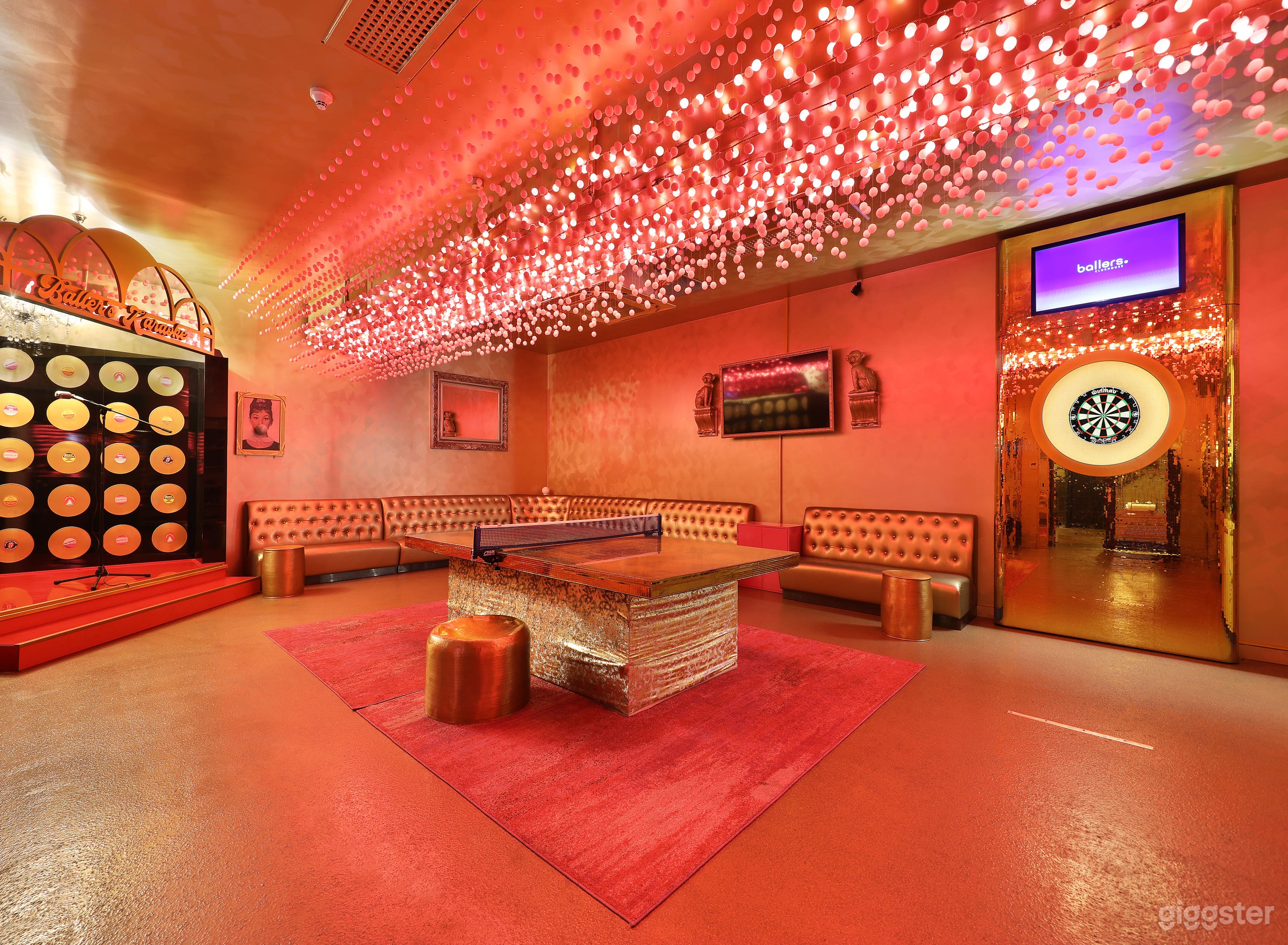 Mega-Sized Social Club in Melbourne - Entire Venue Photo 4