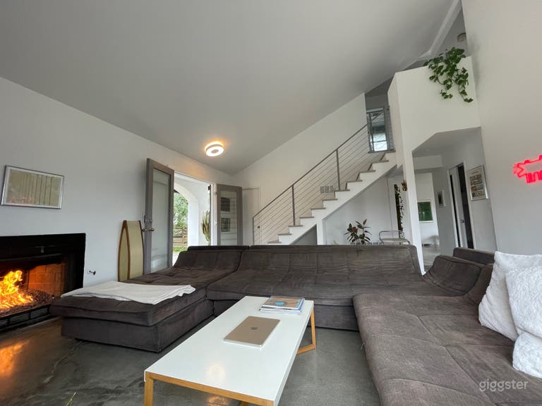  Modern House w/Spectacular Views DTLA & Mountains 