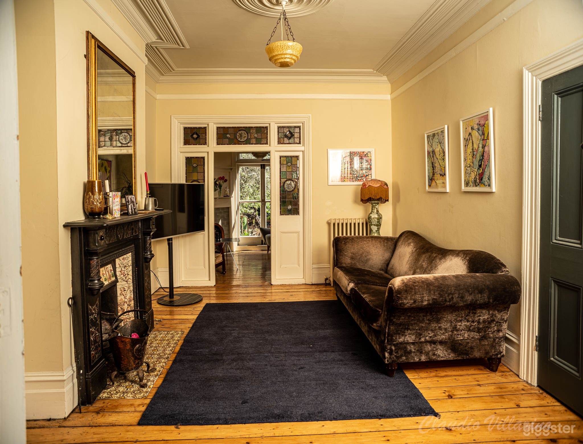 Seating room 4.88 x 3.55 m 