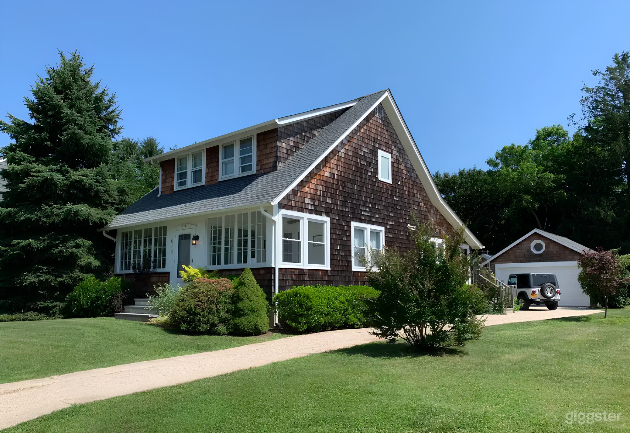 Bright and Airy Shingled Bungalow Photo 1