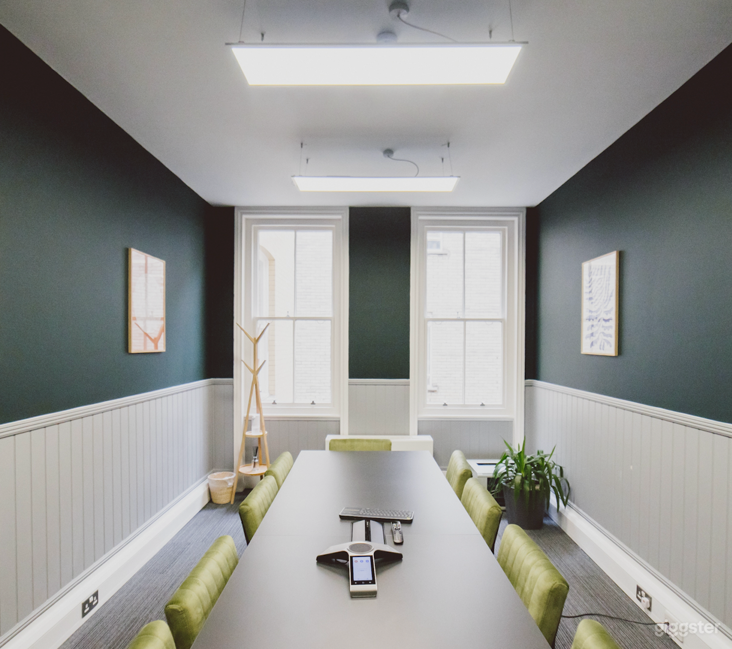 The Old Chamber Good for 10 Persons Photo 1