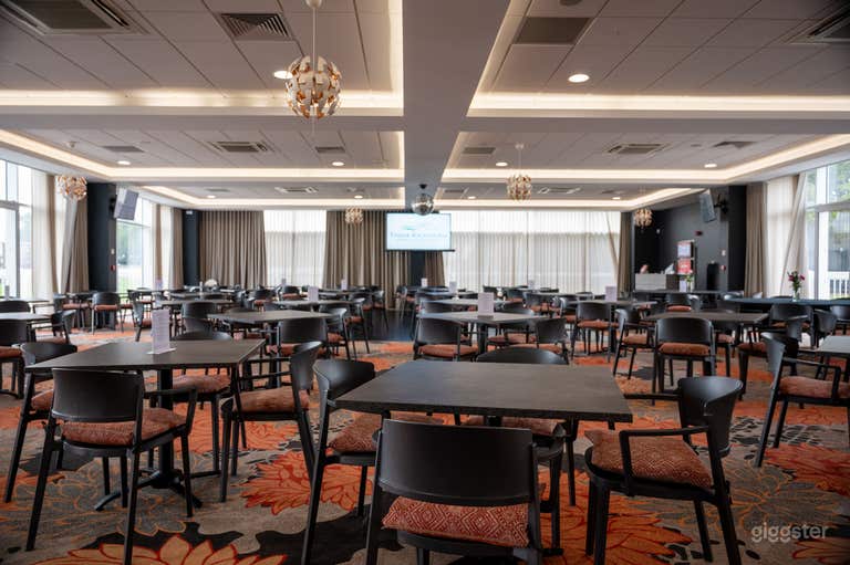  The Chestnut Room 