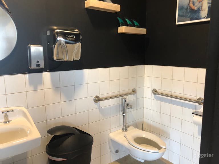  Beach Cafe & Holding Area 