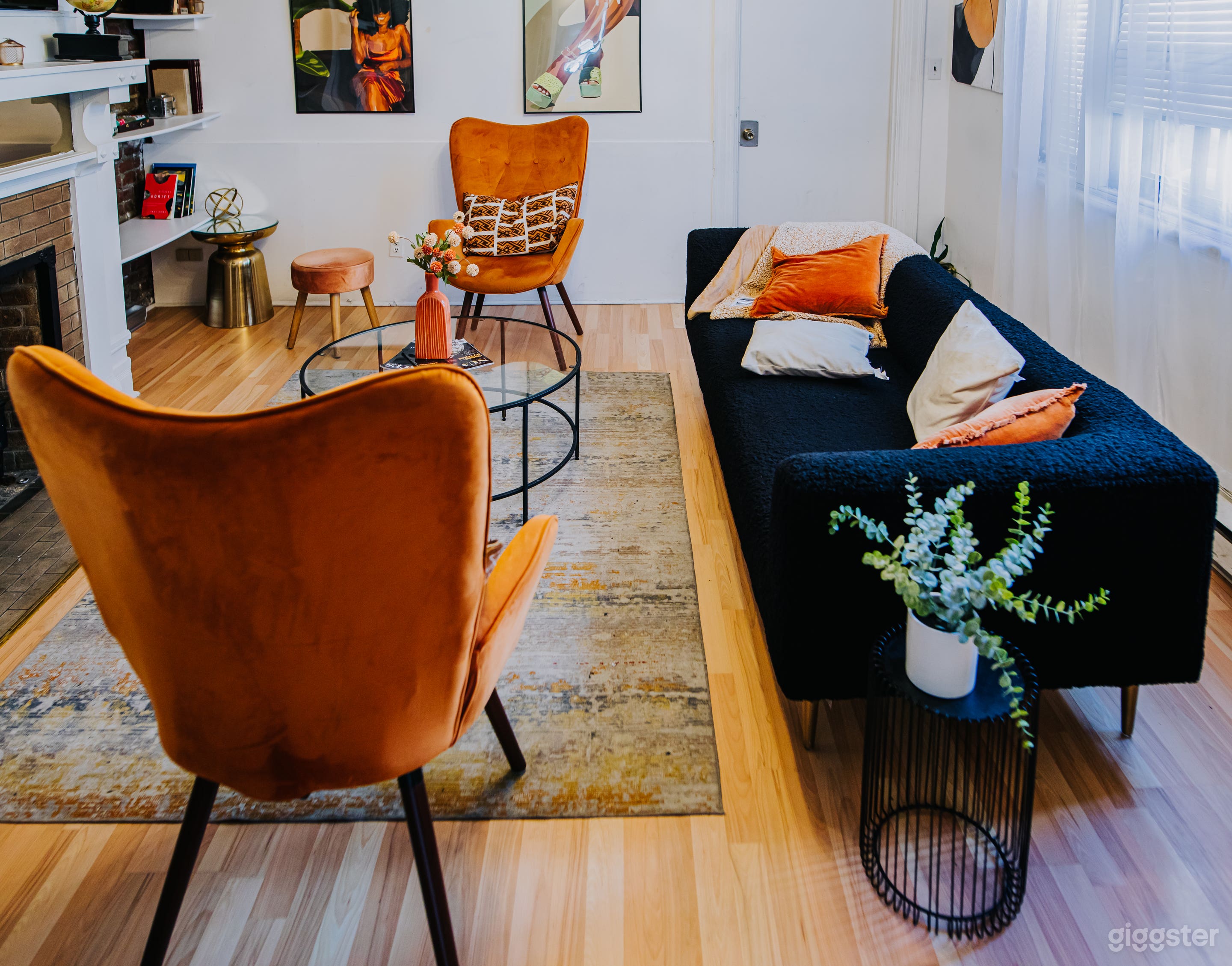 Loft Crescent | content creation & Party spaces Photo 4