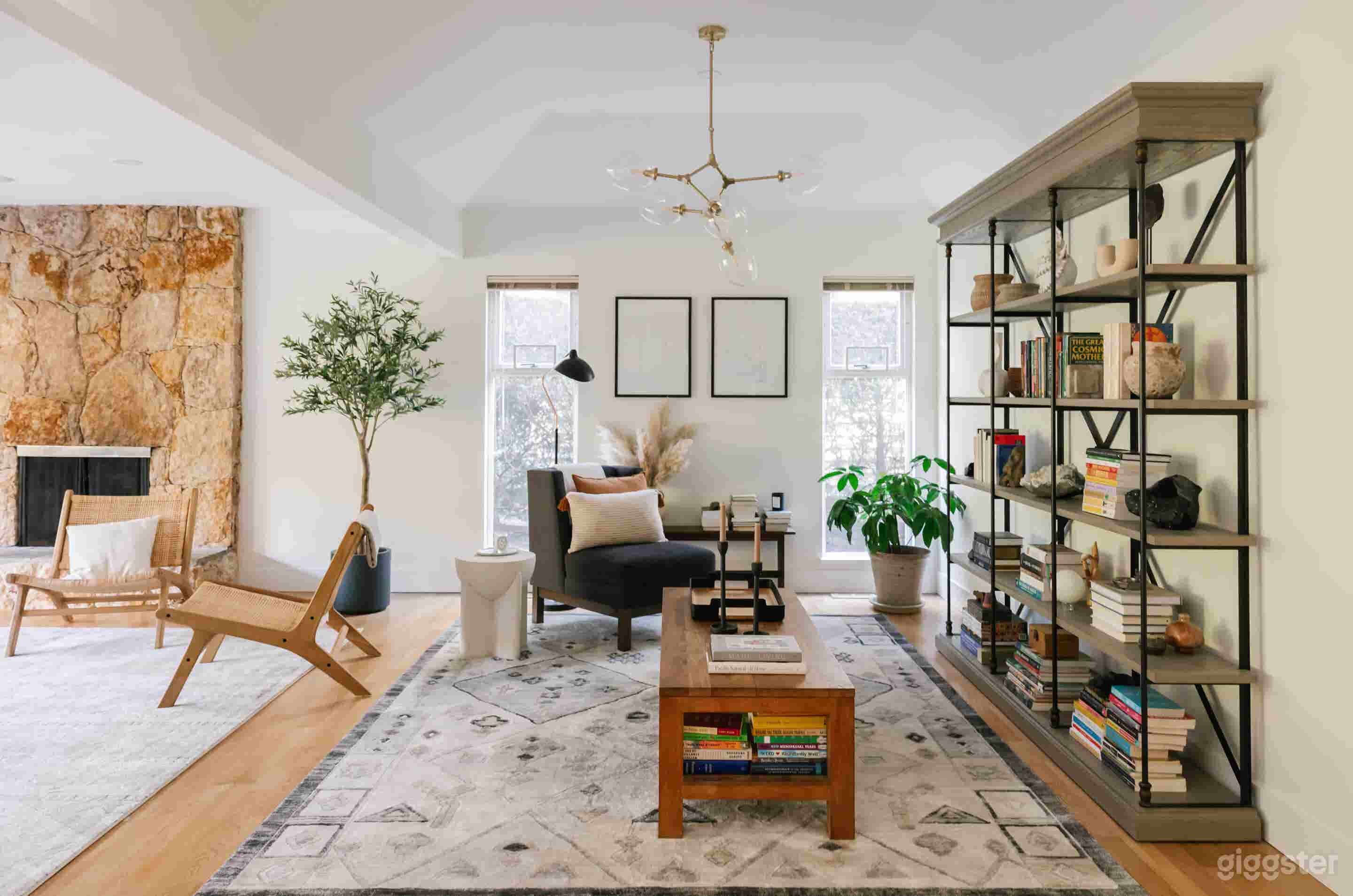 Natural + design-focused house in Richmond Photo 3