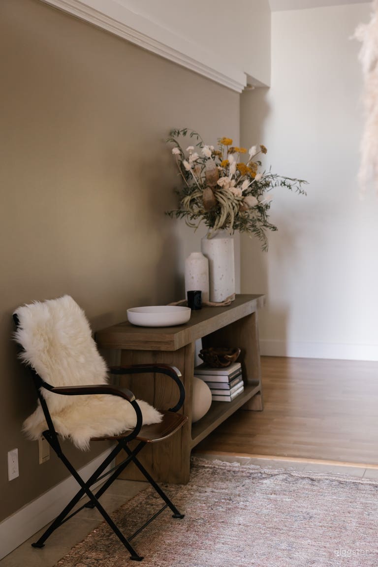  Richmond Residence — Earth Tones, Library, Private Garden 