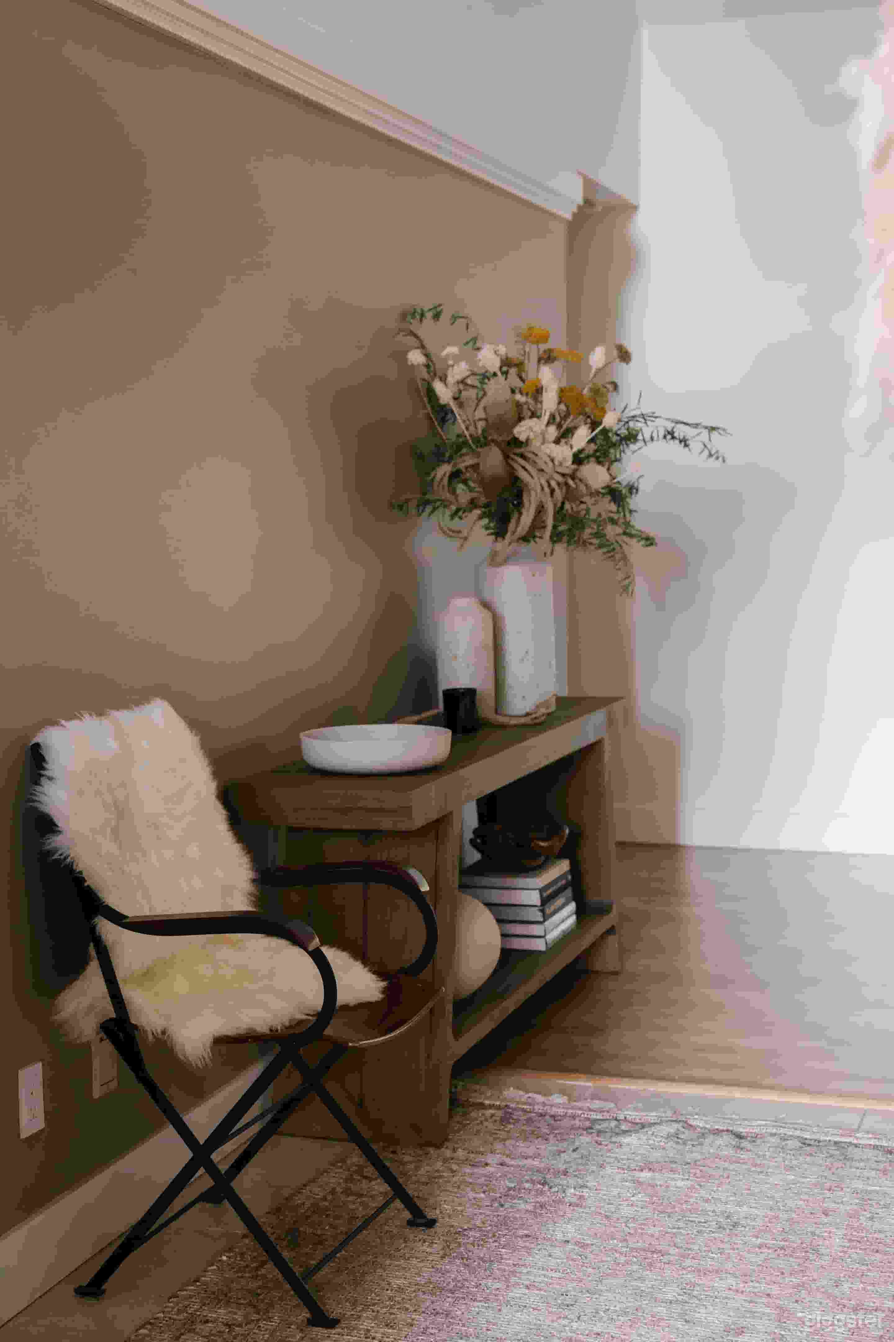 Natural + design-focused house in Richmond Photo 2