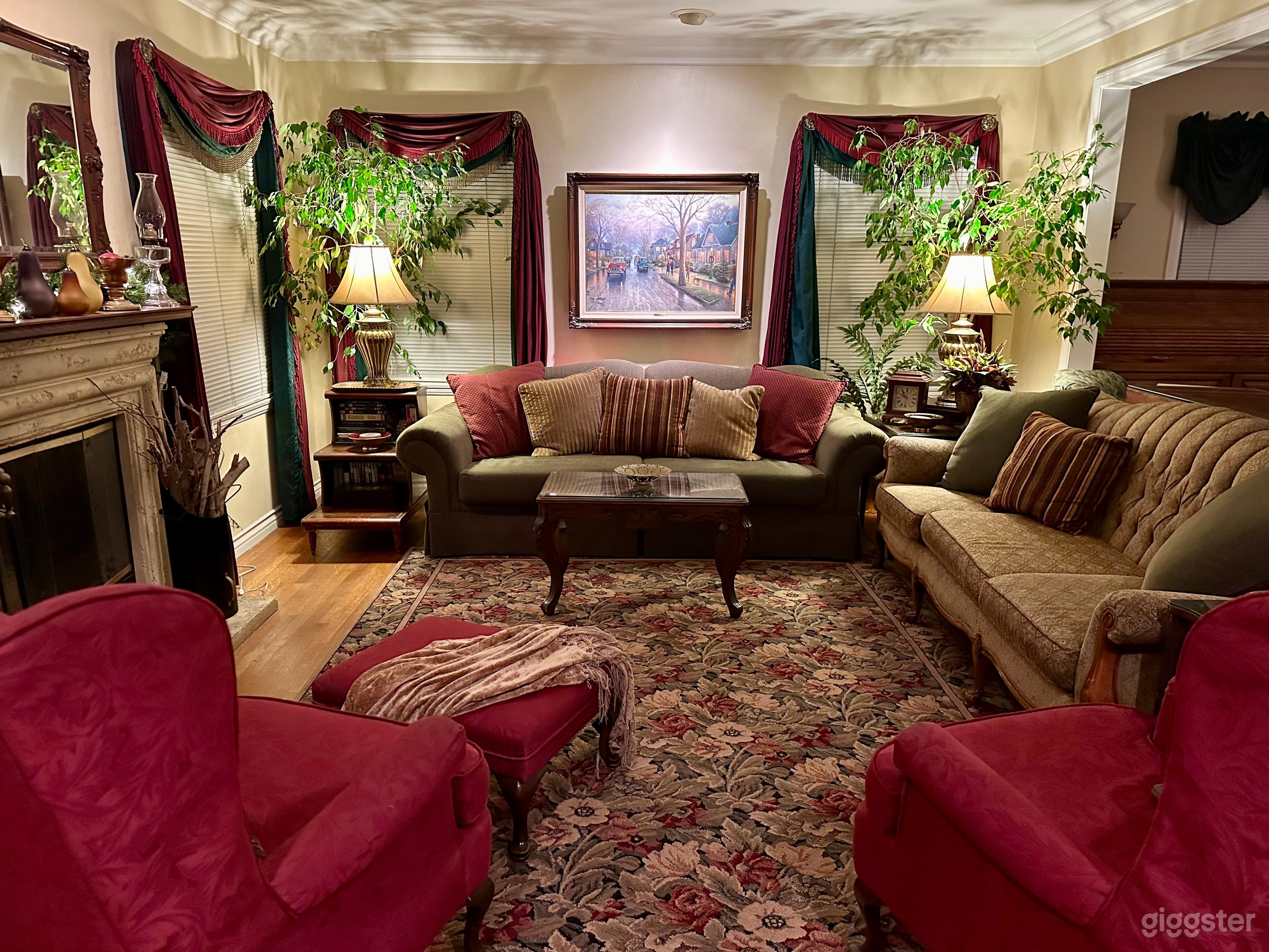 Updated photo of living room in evening!