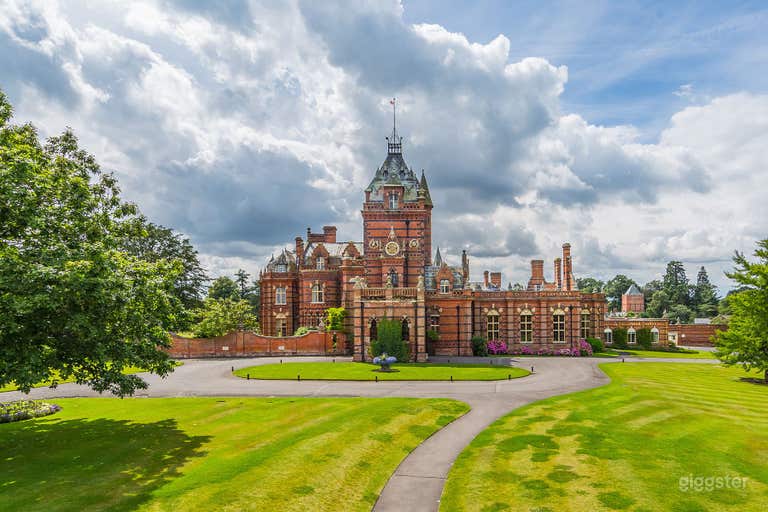  Award Winning Country House Hotel in Hook  