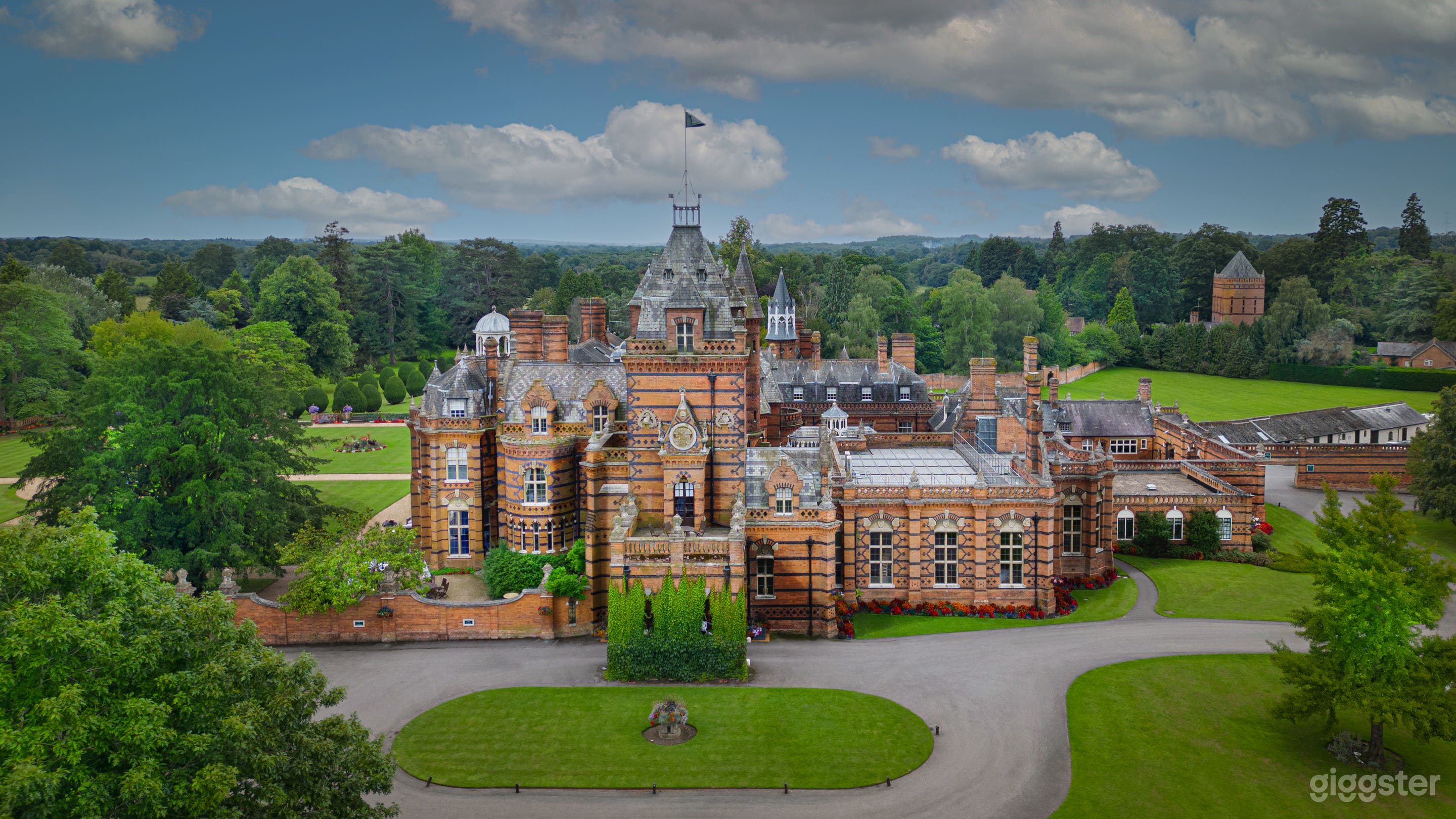 Award Winning Country House Hotel in Hook  Photo 1