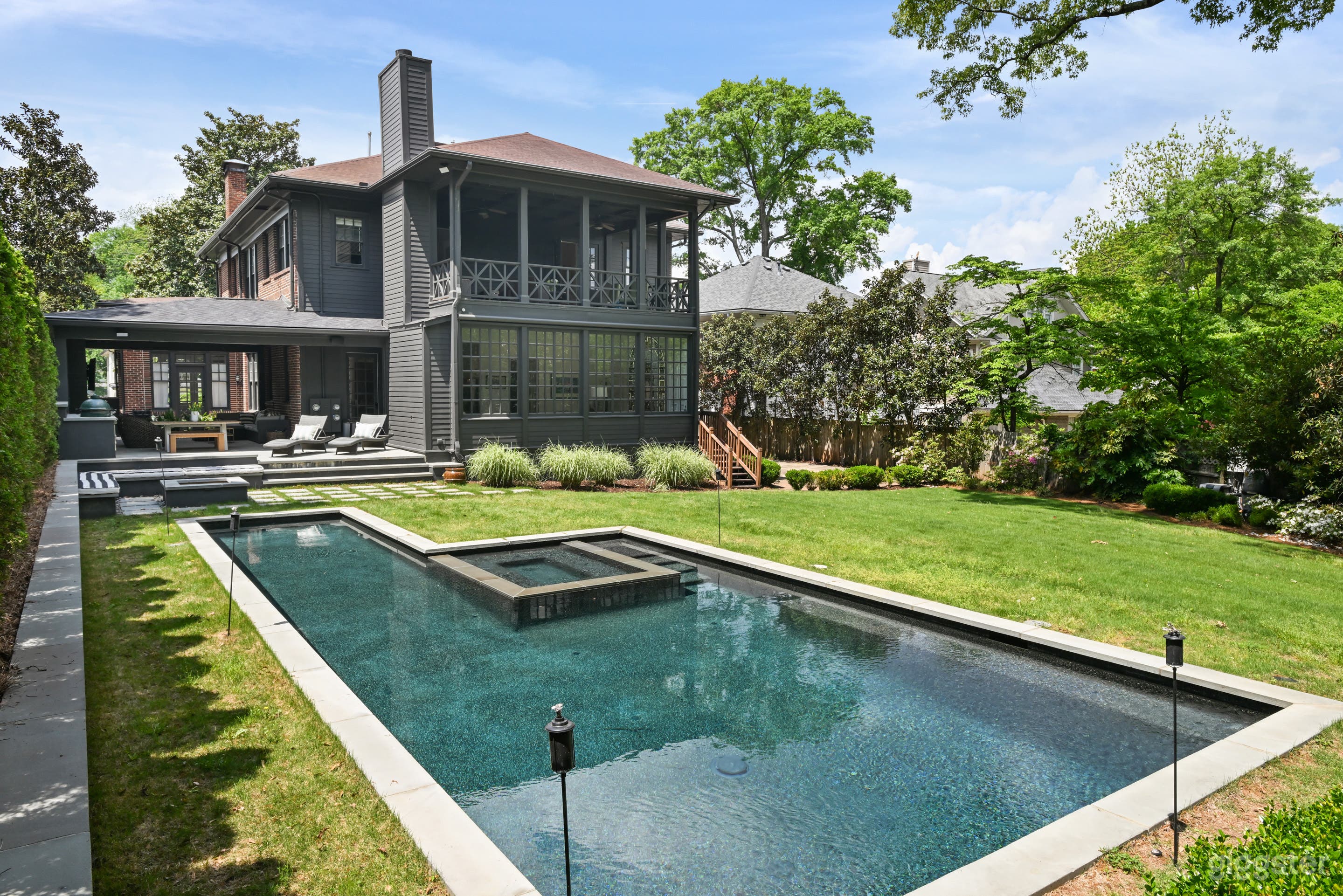 Bon Royale- 4BR Gem with Pool, Yard, Workspace Photo 1