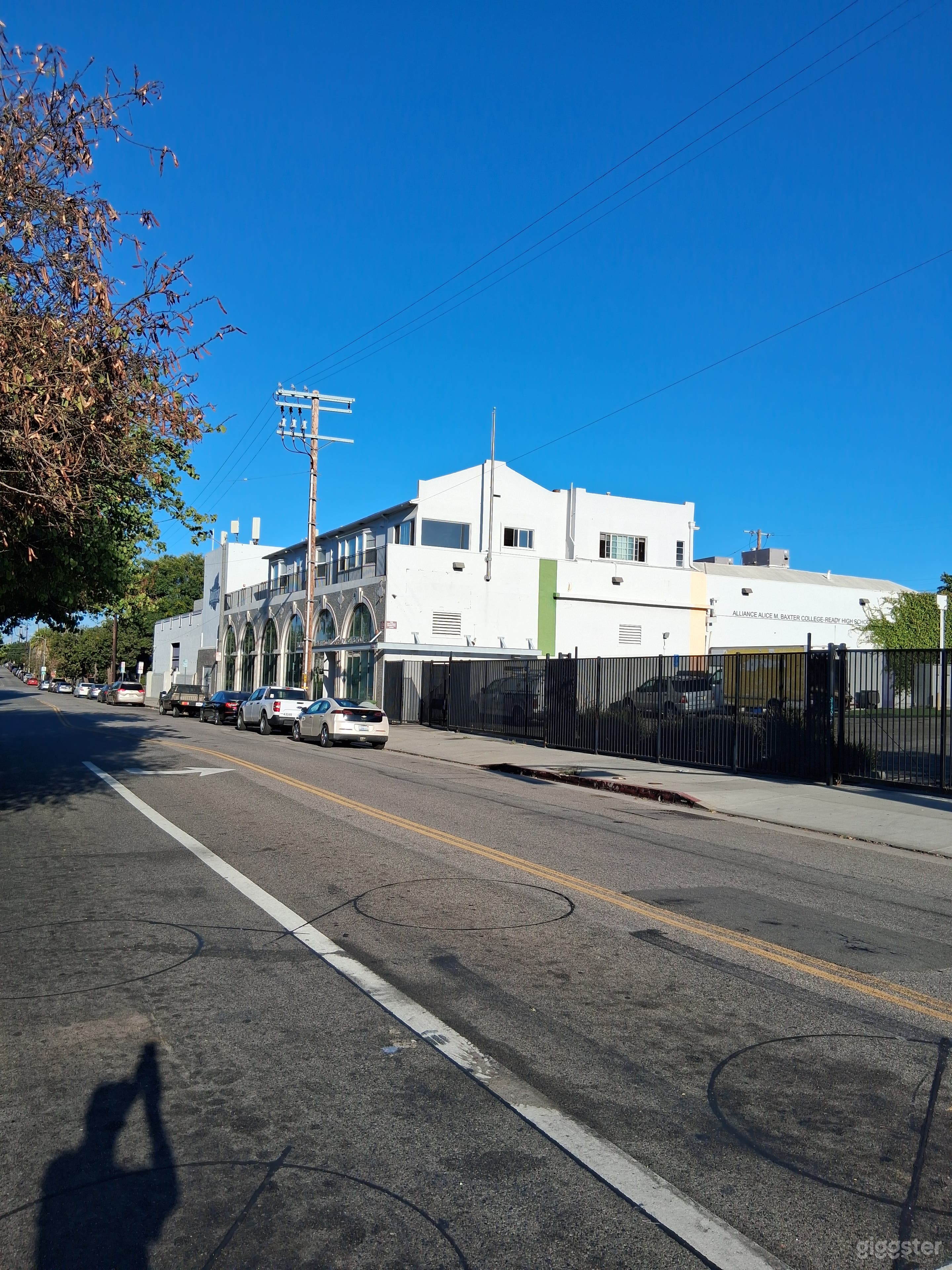 40,000 sq ft empty school /auditorium with 2 stages Photo 1