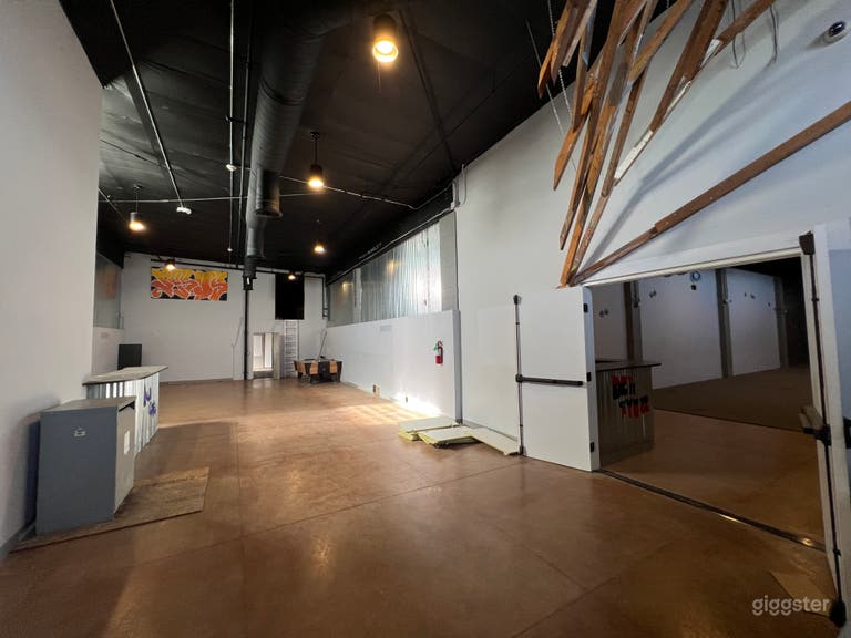  40,000 sq ft empty school /auditorium with 2 stages 