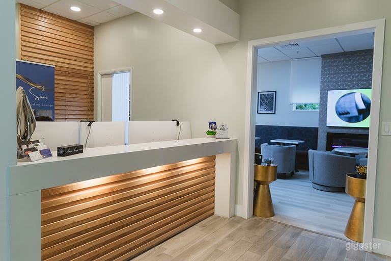  Private Office for 4 w/ 2 Windows 