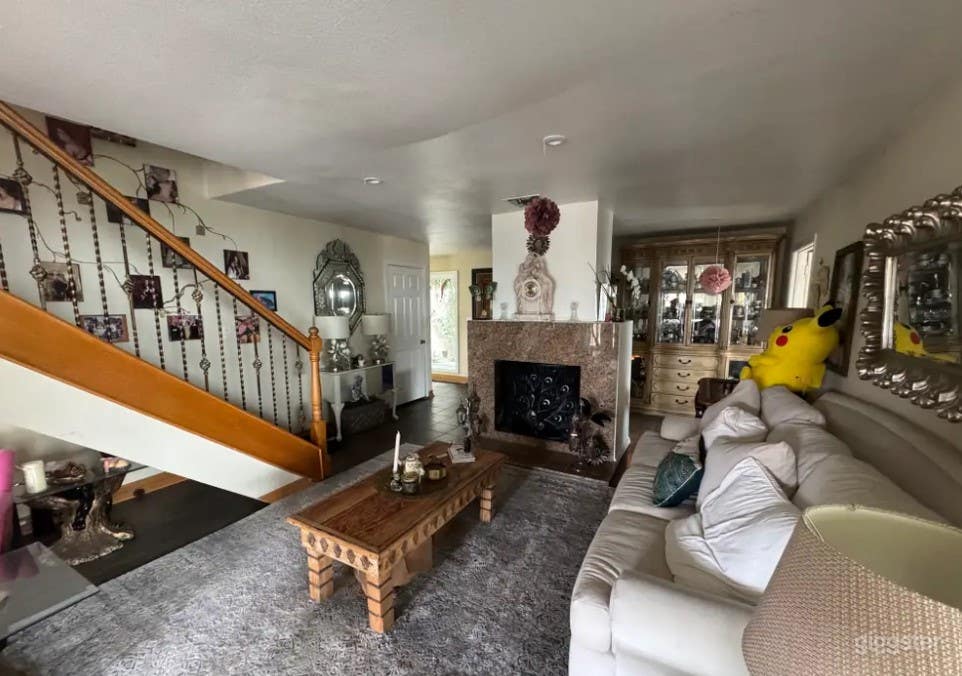 Cozy and Charismatic House for Filming Photo 1