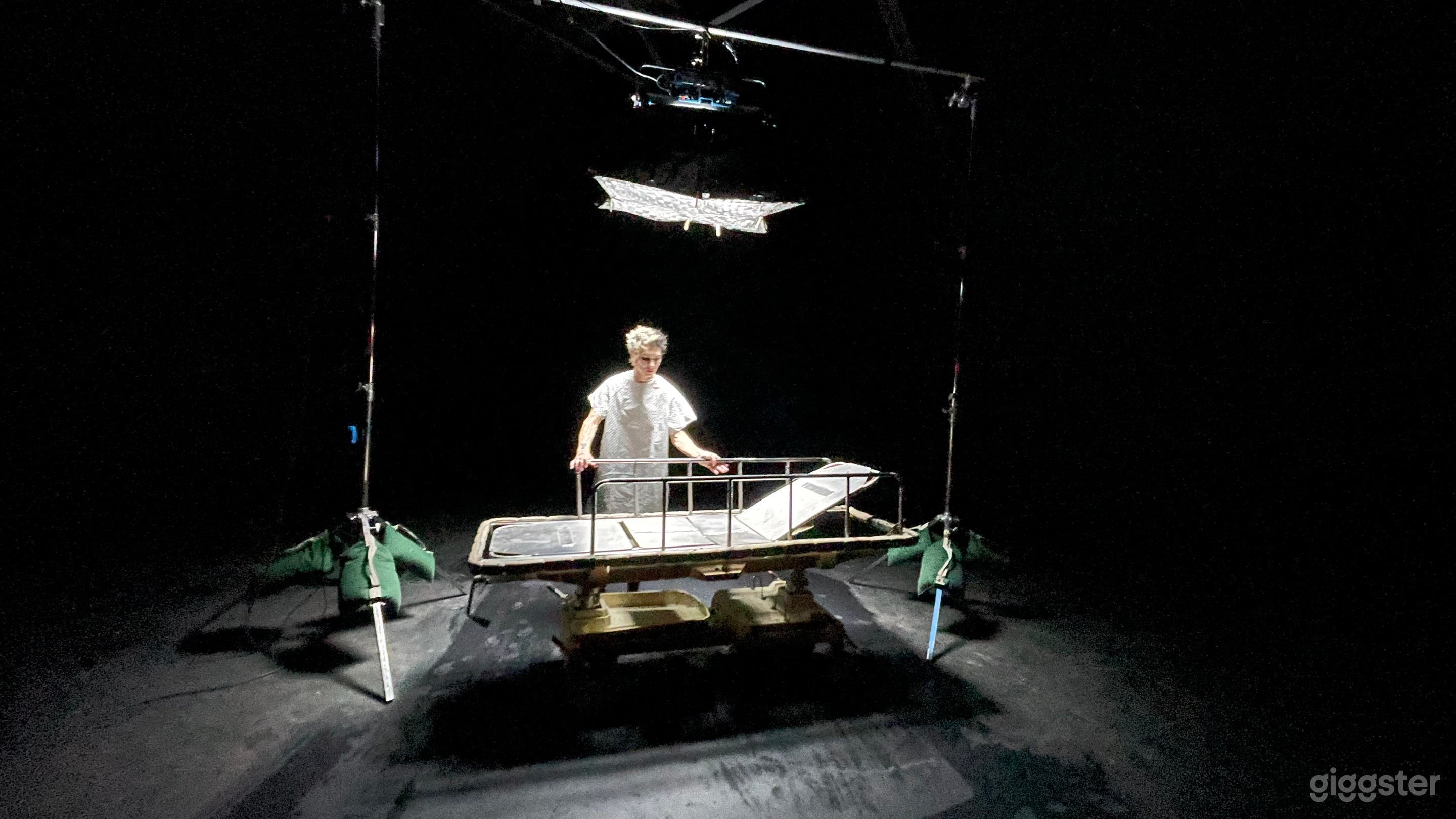 Old Hospital Gurney / Underground Hospital Set 🏥🚨