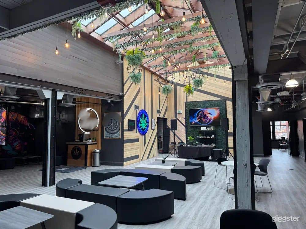 Lounge & Event Space - perfect for your next party! Photo 4