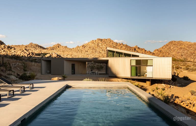  Striking Modern Home in Monument Manor 