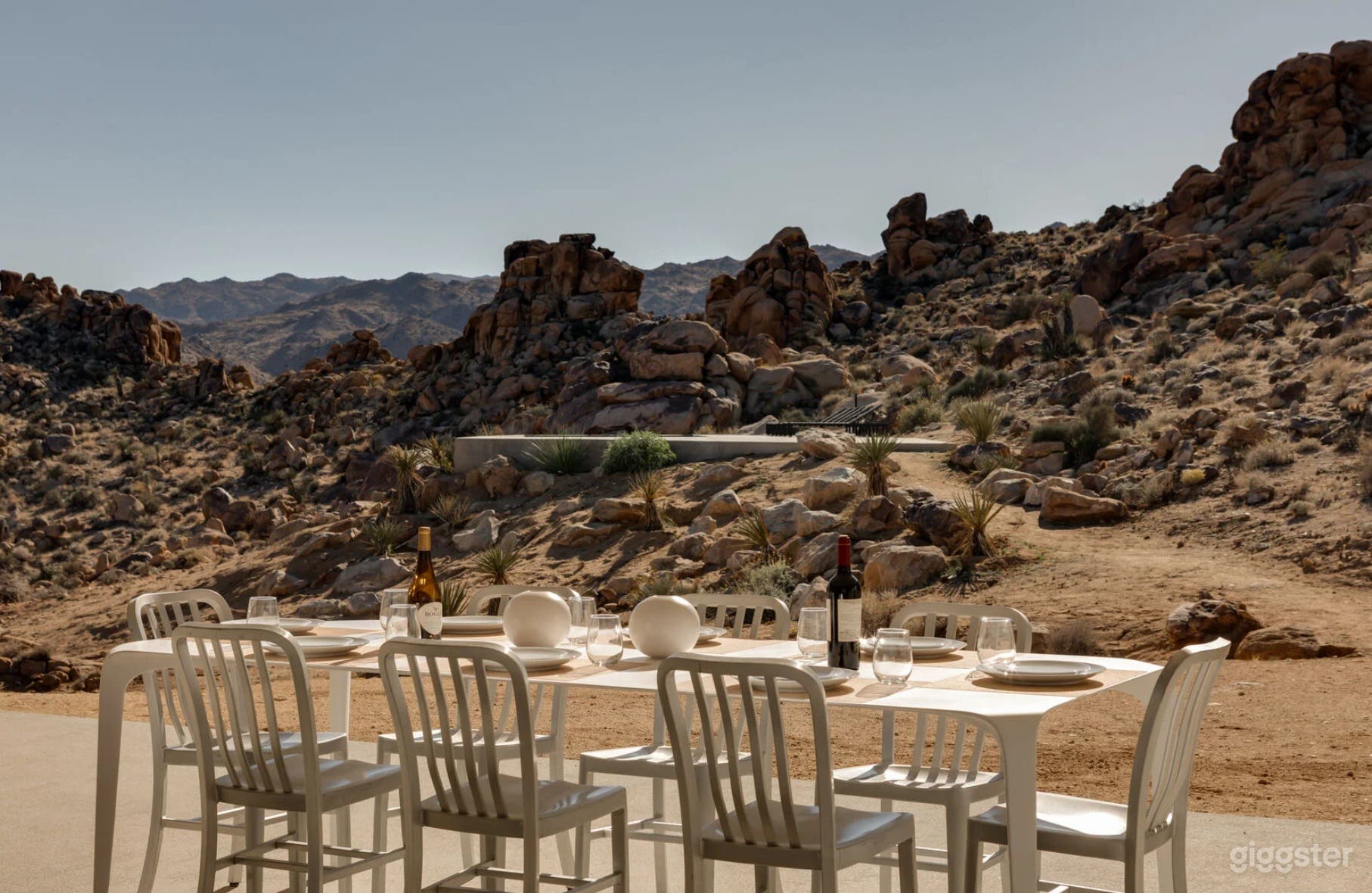 Striking Modern Home in Monument Manor Photo 3