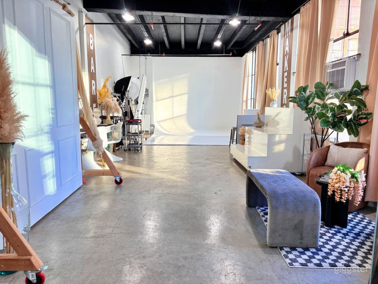  Creative Open Floorplan Studio 