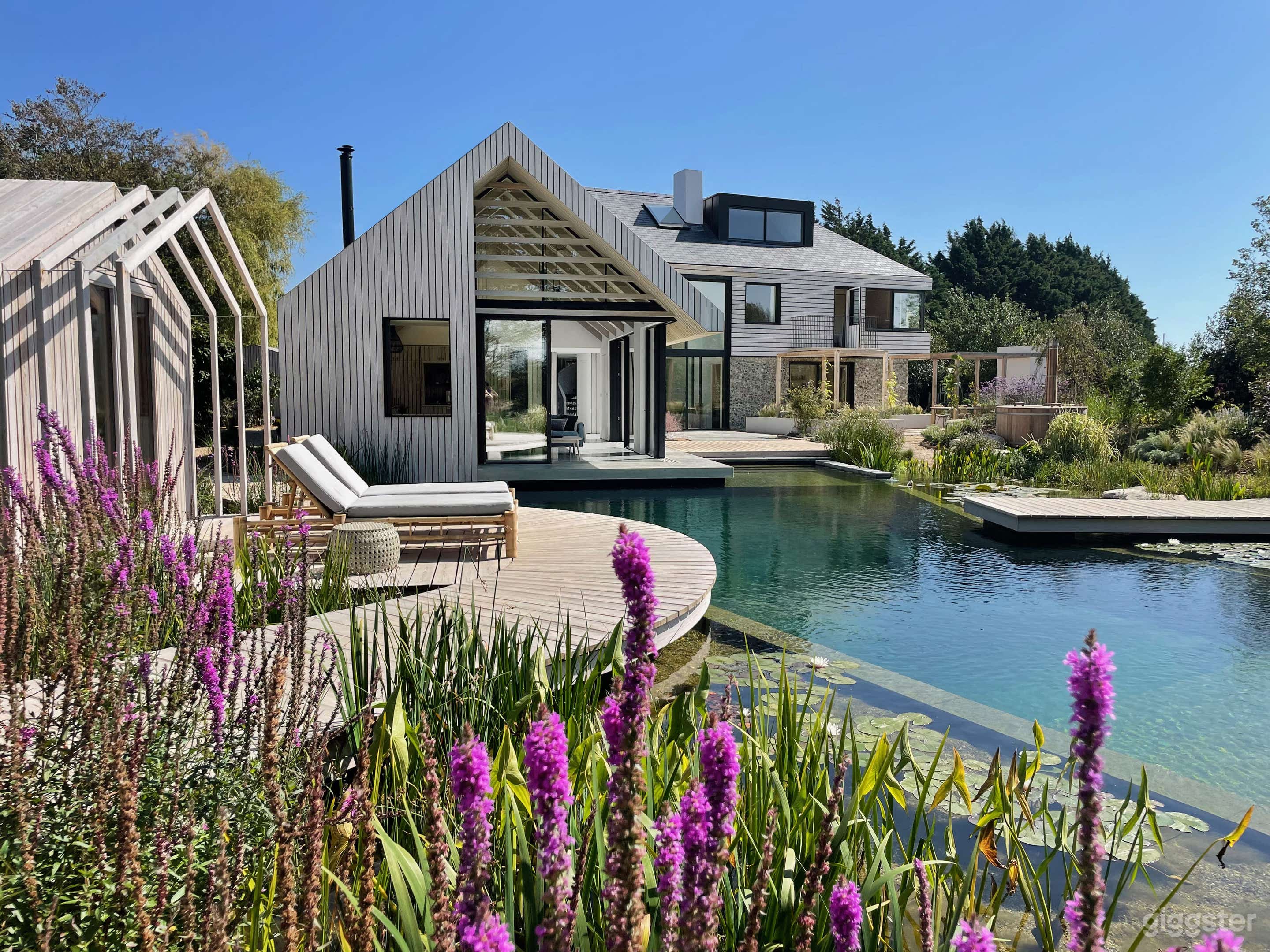 The Aquila Retreat | West Sussex  Photo 3