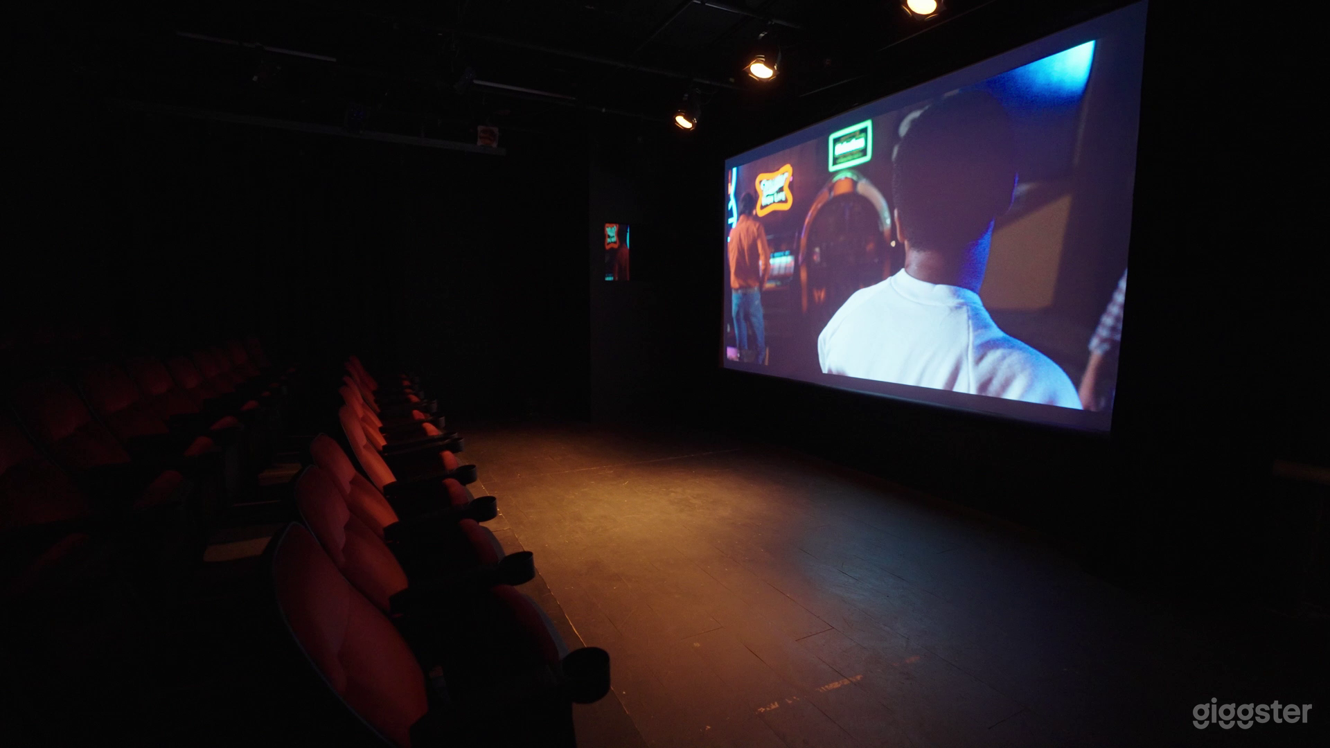 Versatile Black Box Screening Room &amp; Live Venue Photo 3