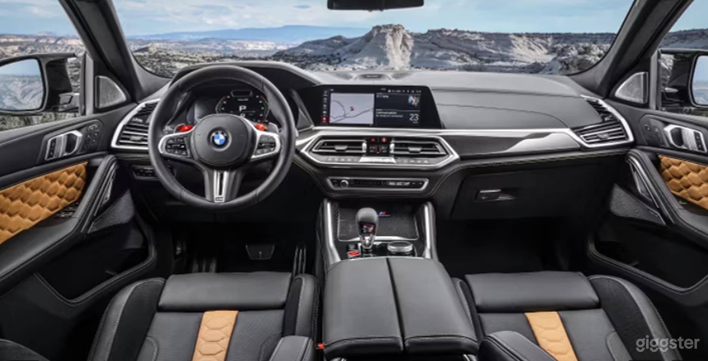 Elegant BMW X6M For 4 Photo 3