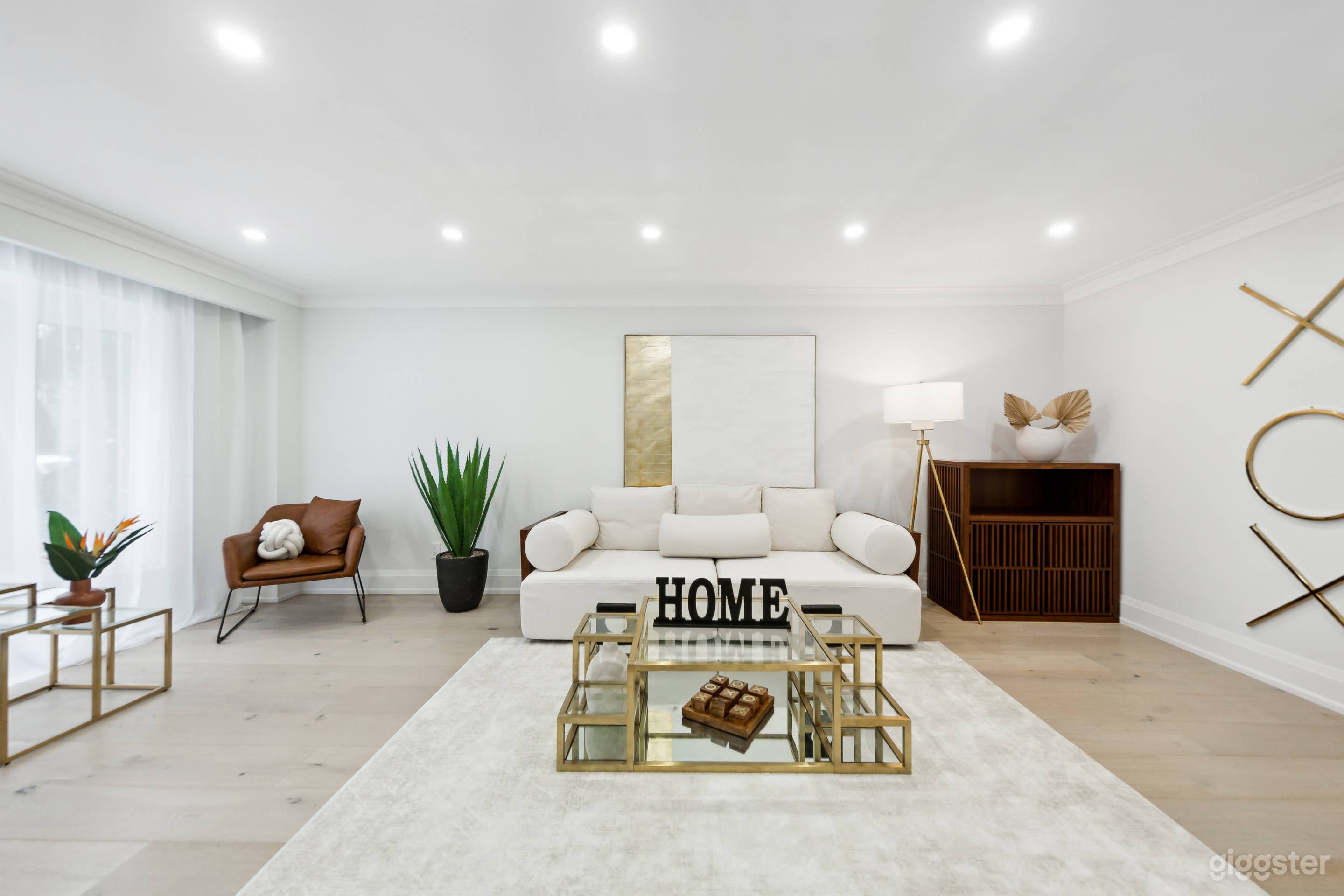 Stunning Family Home  Photo 4