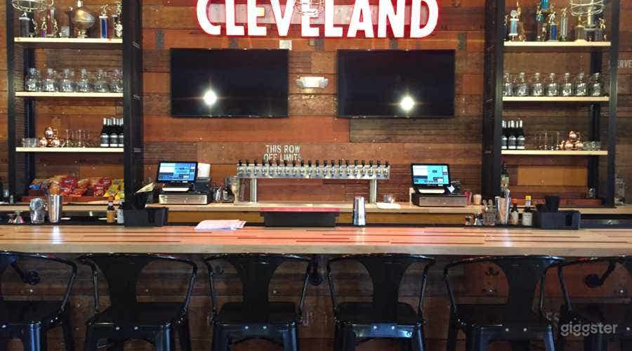 Full Service Bar in the Home of King James Photo 1