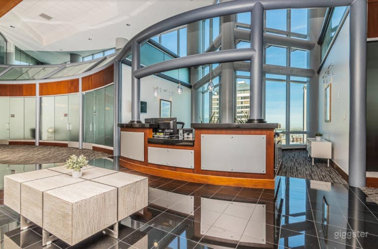  Bright and Gorgeous Lobby for Meetings on Main 