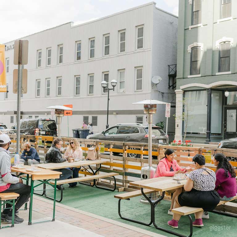  Meads and Ciders Downtown Patio 
