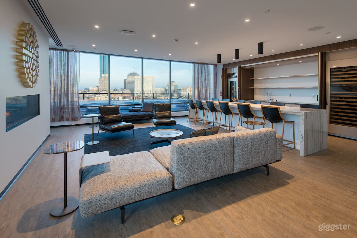 Contemporary Rooftop Lounge &amp; Deck w/ Boston Views Photo 2