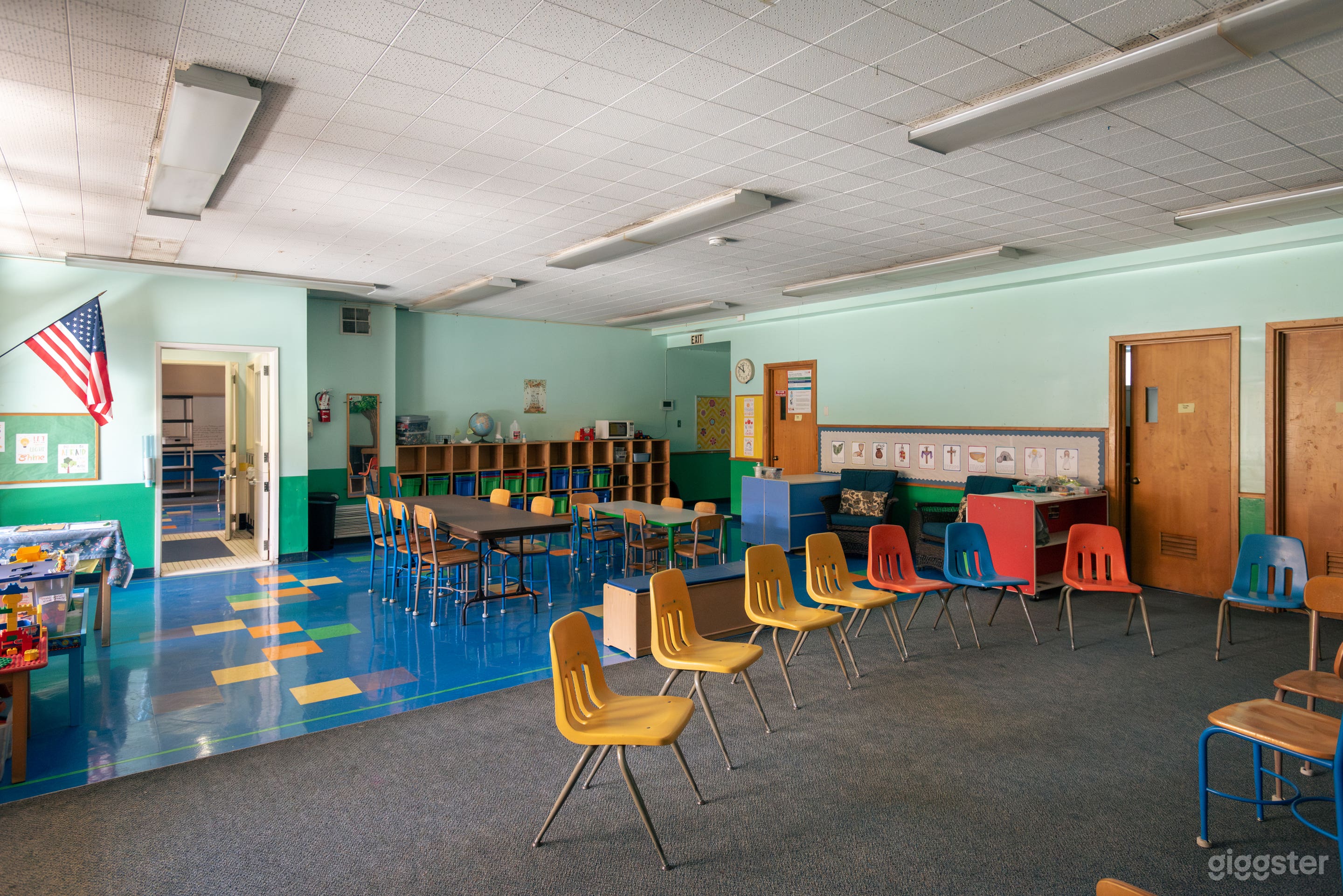 Charming Storybook School w/ Spacious Gym &amp; Halls Photo 3