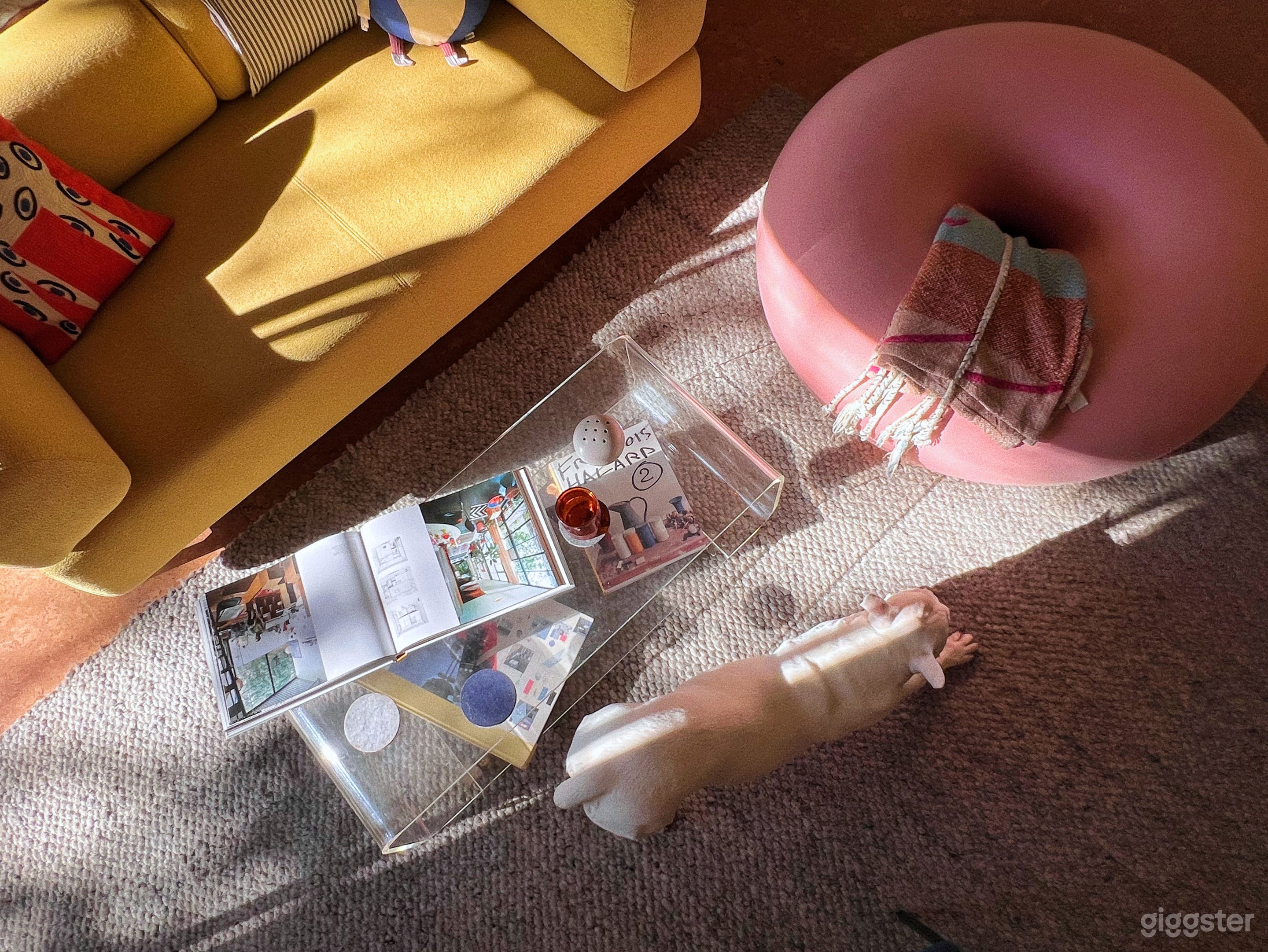 Mid-century modern creative designer space Photo 4