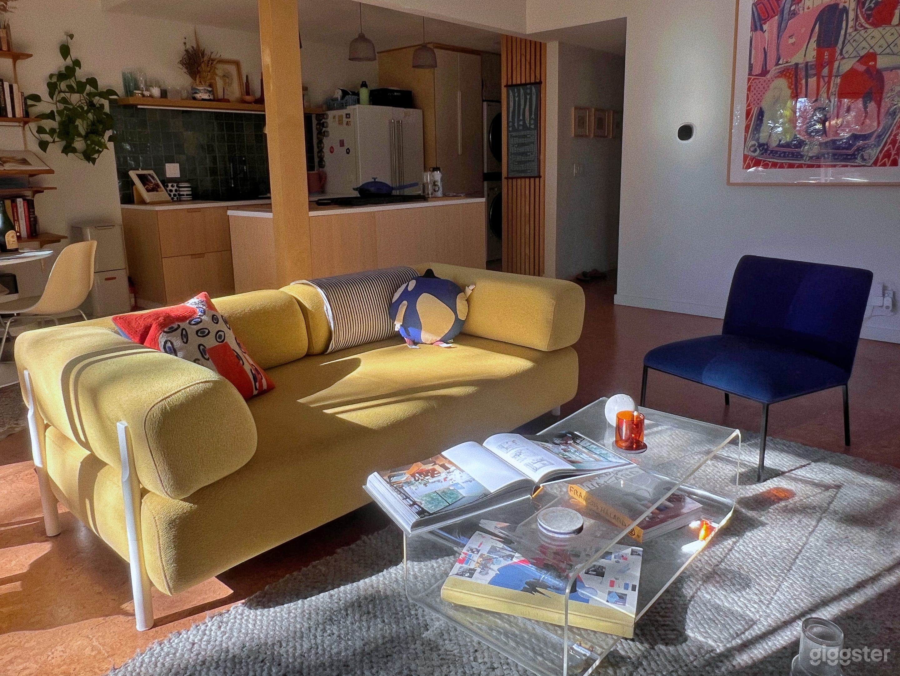 Mid-century modern creative designer space Photo 3