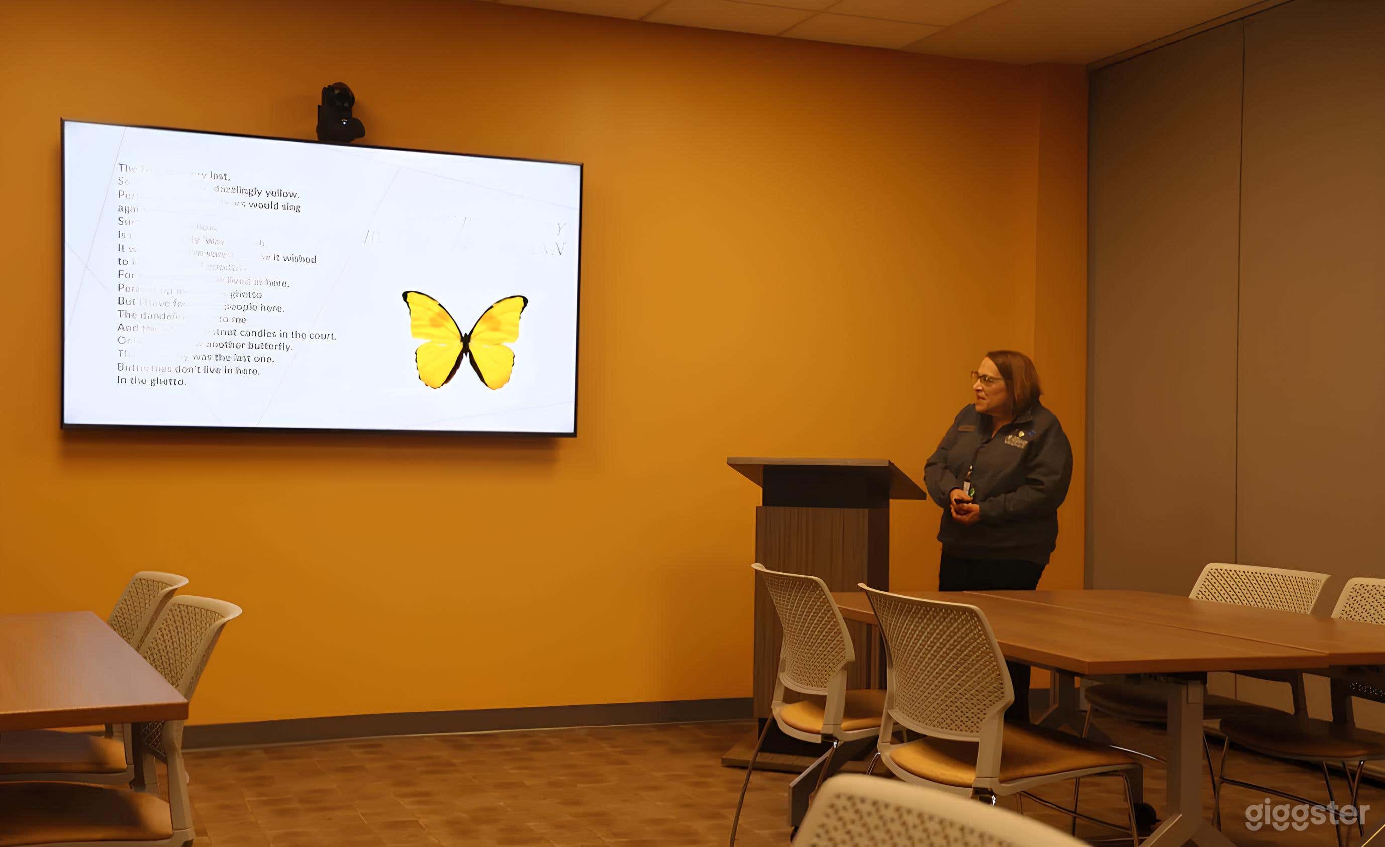 Museum Classroom Space w/ A/V for Meetings &amp; Training Photo 4