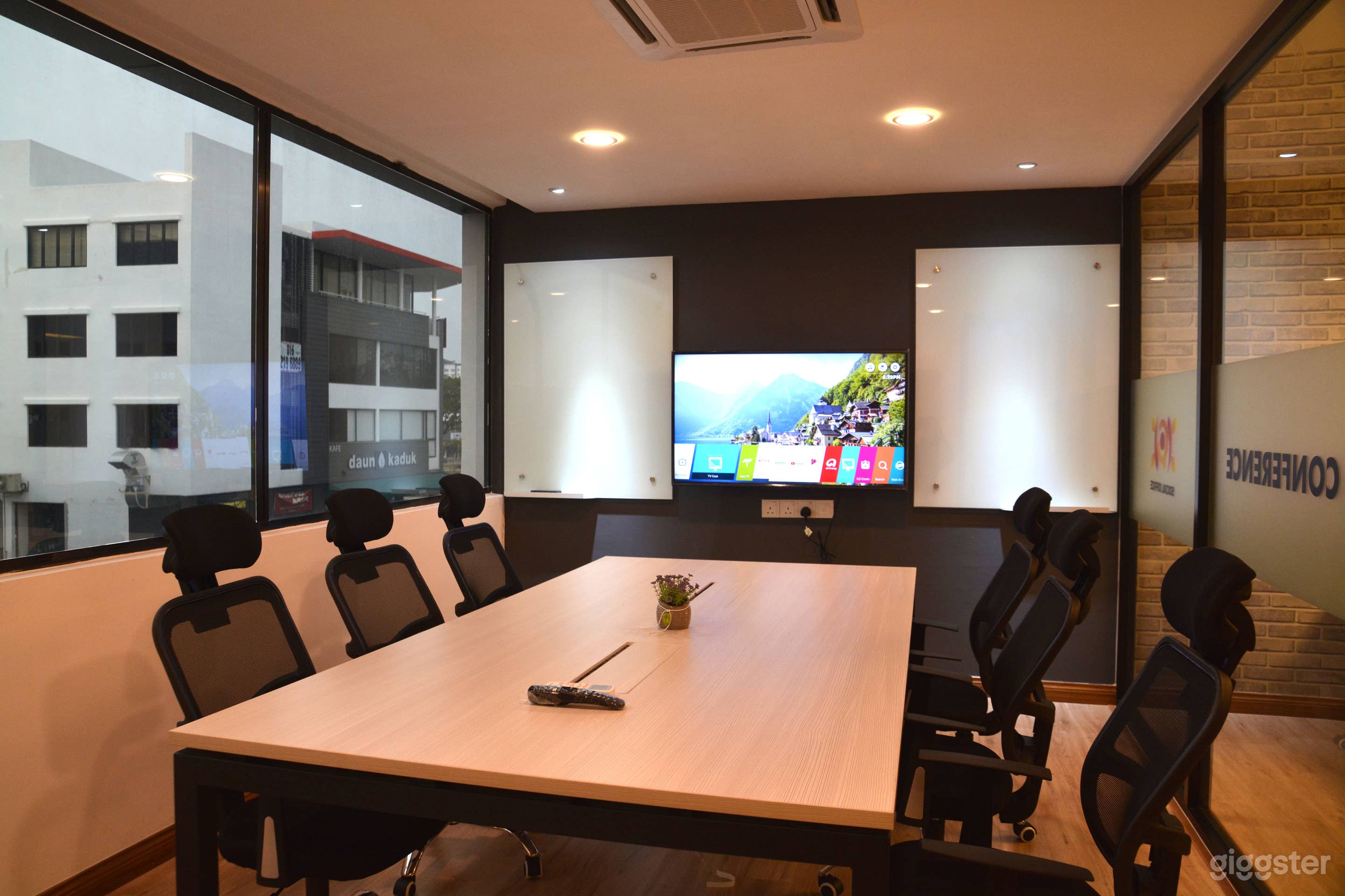 Office space in Setia Alam Photo 1