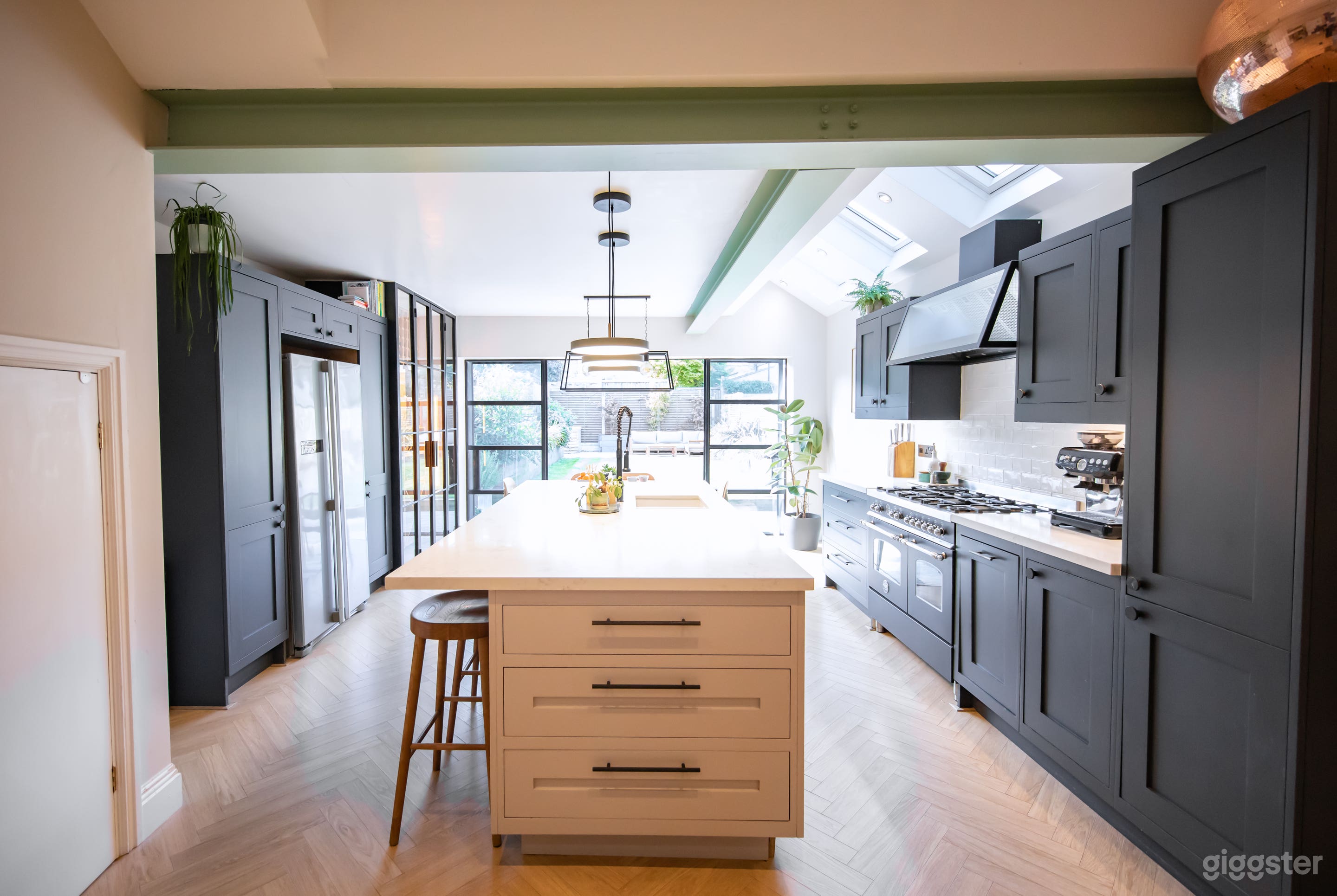 Beautifully renovated house Photo 1