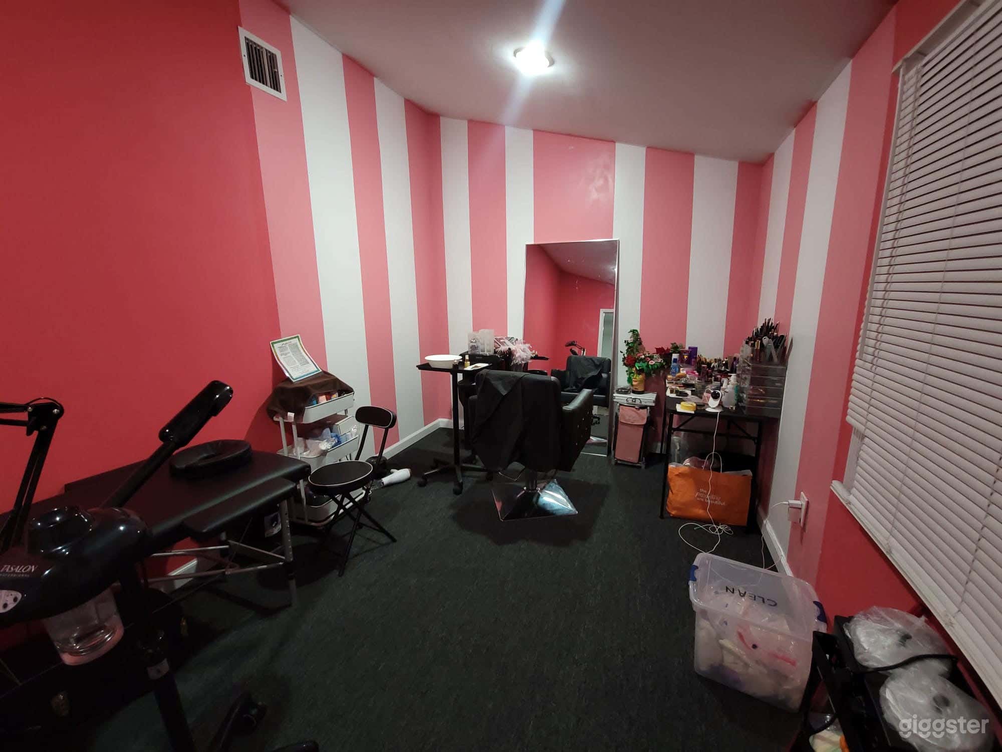 The Orange House Photo 3