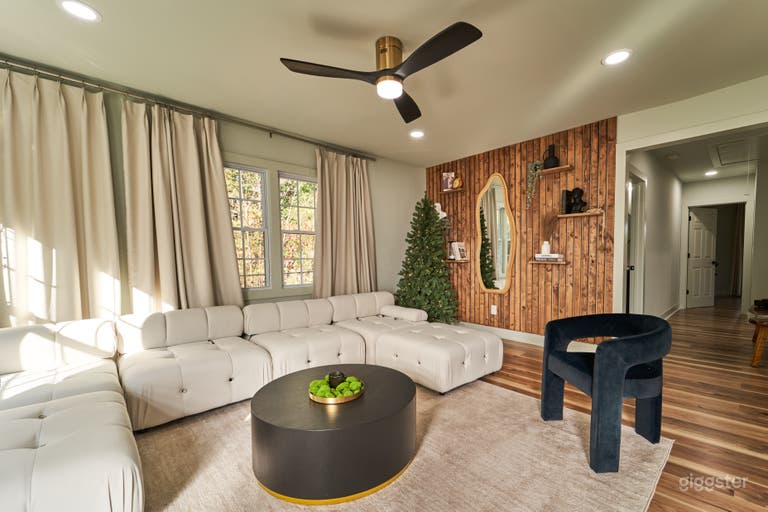  8 in 1 MultiPurpose Studio 