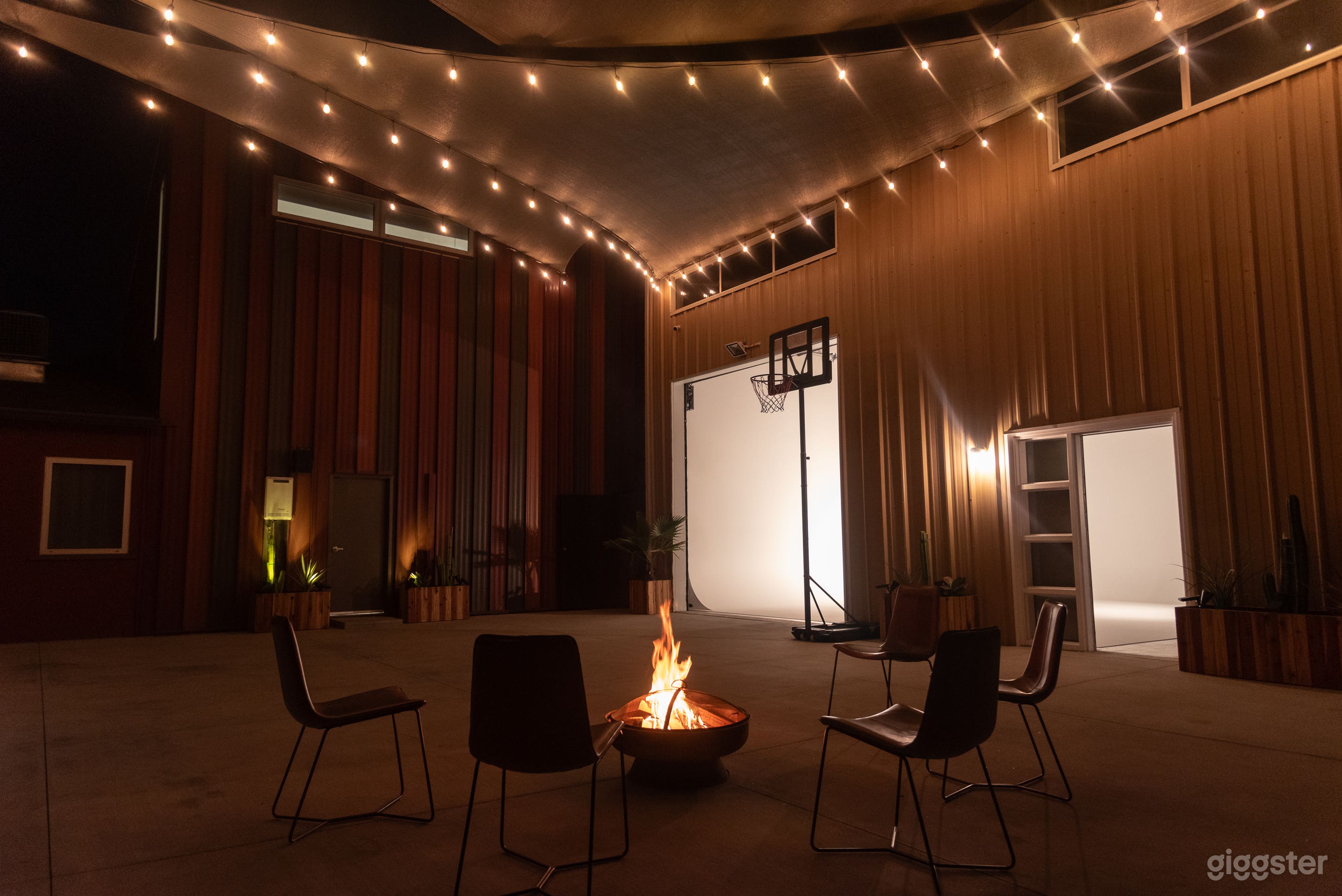 Boutique Media Space in the Heart of Frogtown  Photo 2