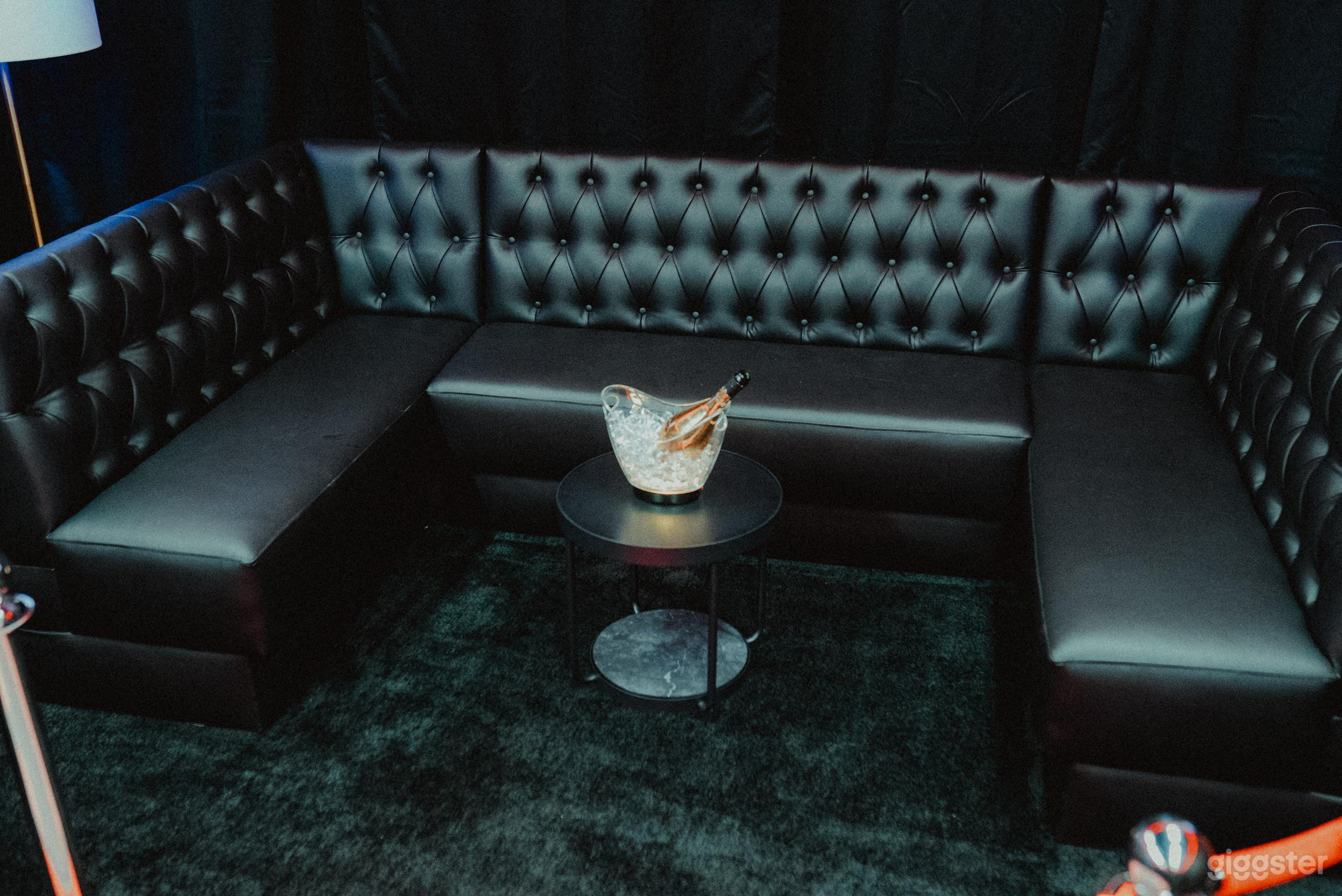 Club/Lounge Vip Section, Pole and Bar in DTLA + FREE PARKING Photo 3