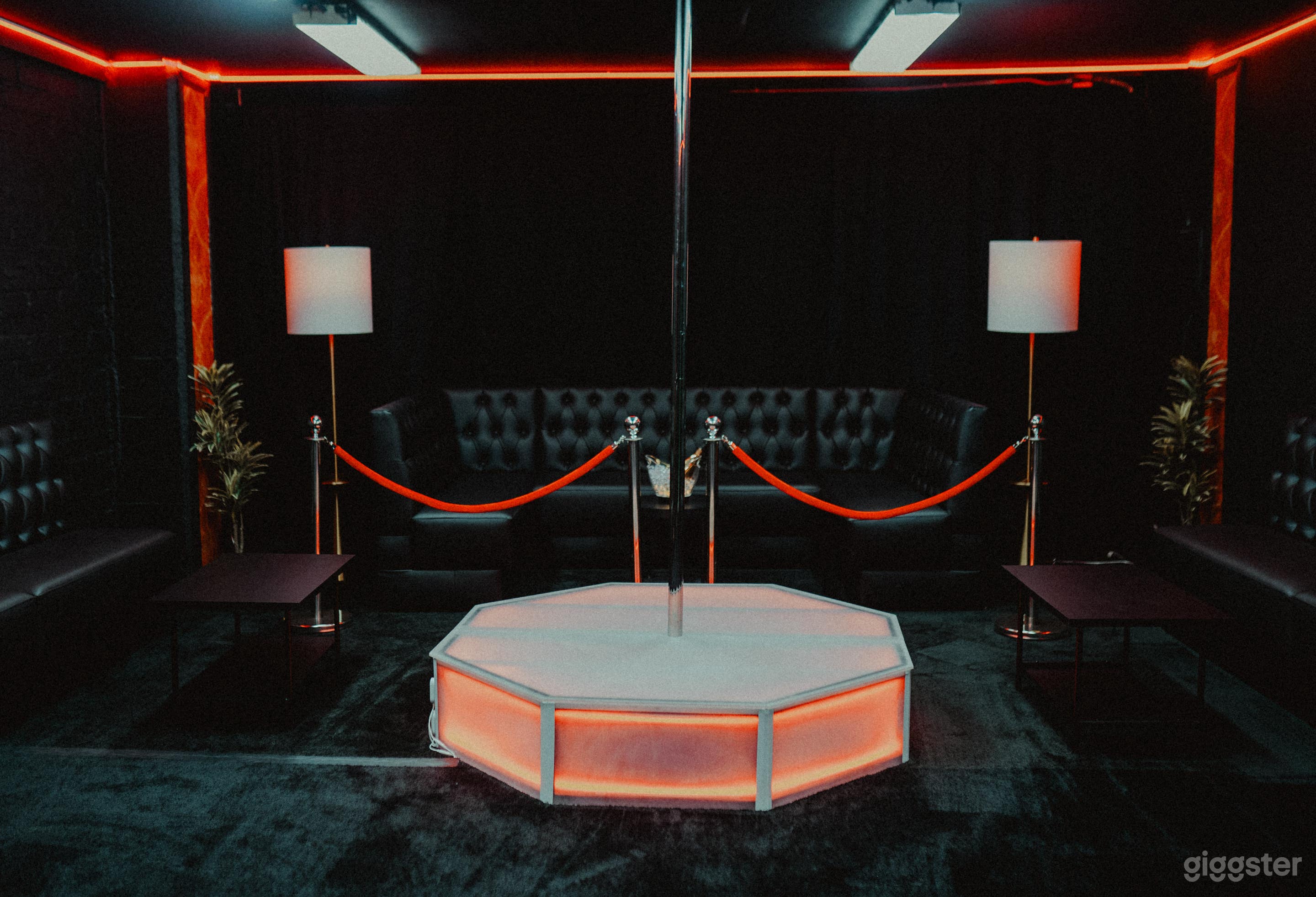 Club/Lounge Vip Section, Pole and Bar in DTLA + FREE PARKING Photo 1