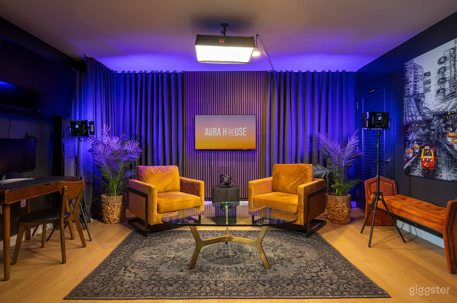 Stunning Production & Podcast Studio- Studio B Photo 2