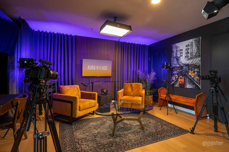  Stunning Production & Podcast Studio- Studio B 