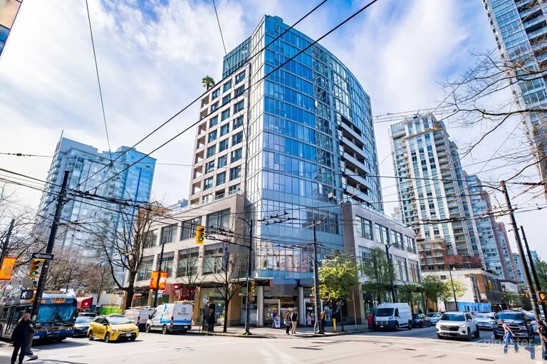  Modern Office Space in Prime Downtown Location 