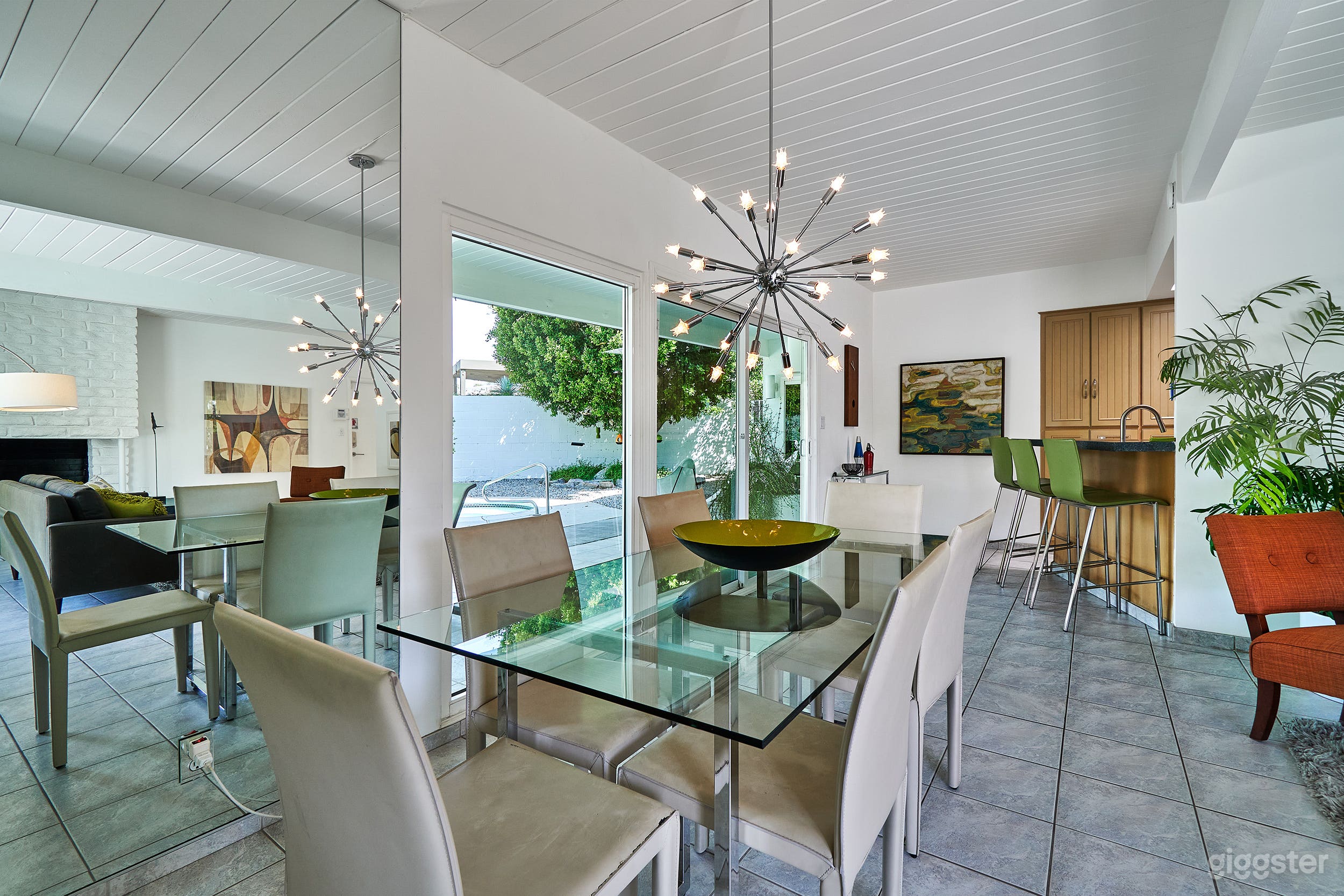 A Mid-Century, Modern Gem In The Desert Photo 4